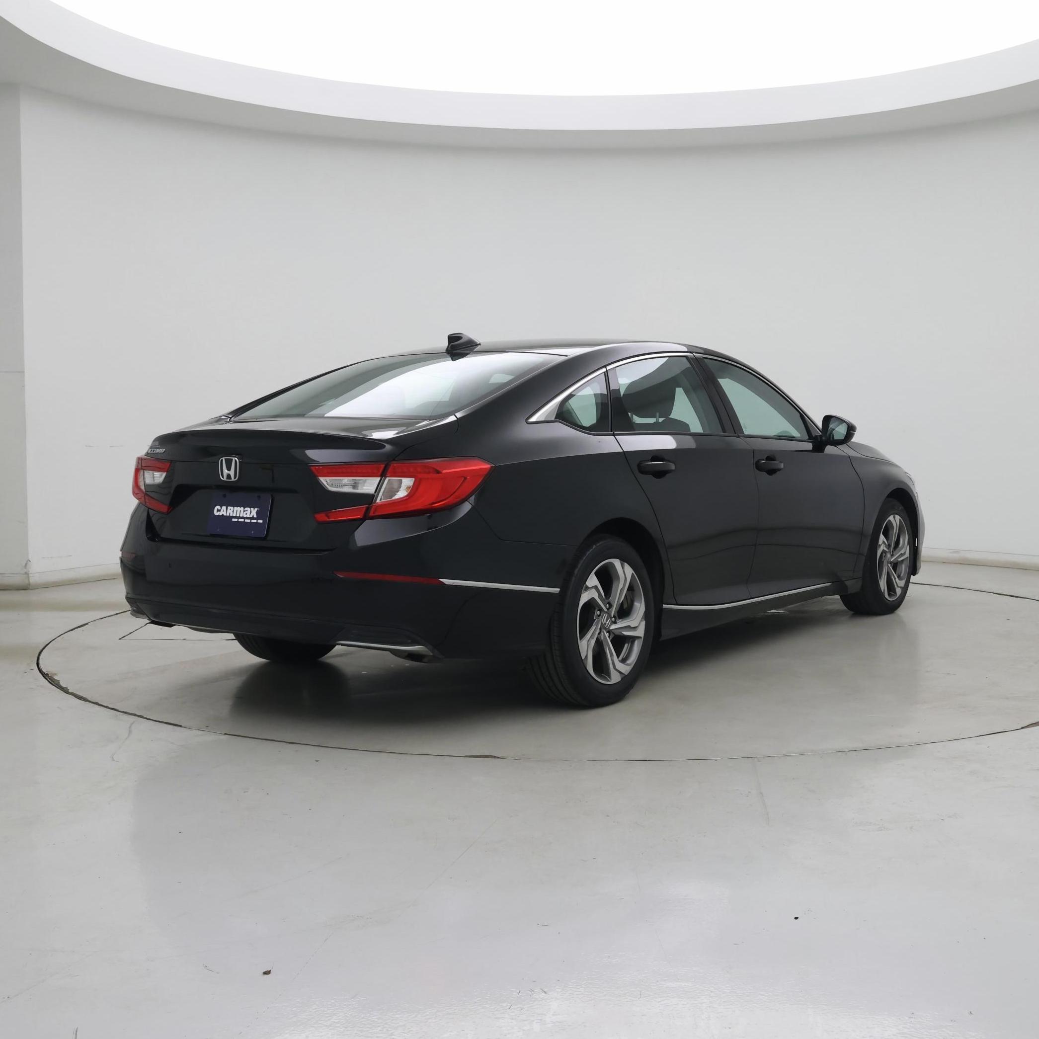 Thumbnail: 2018 Honda Accord - 8