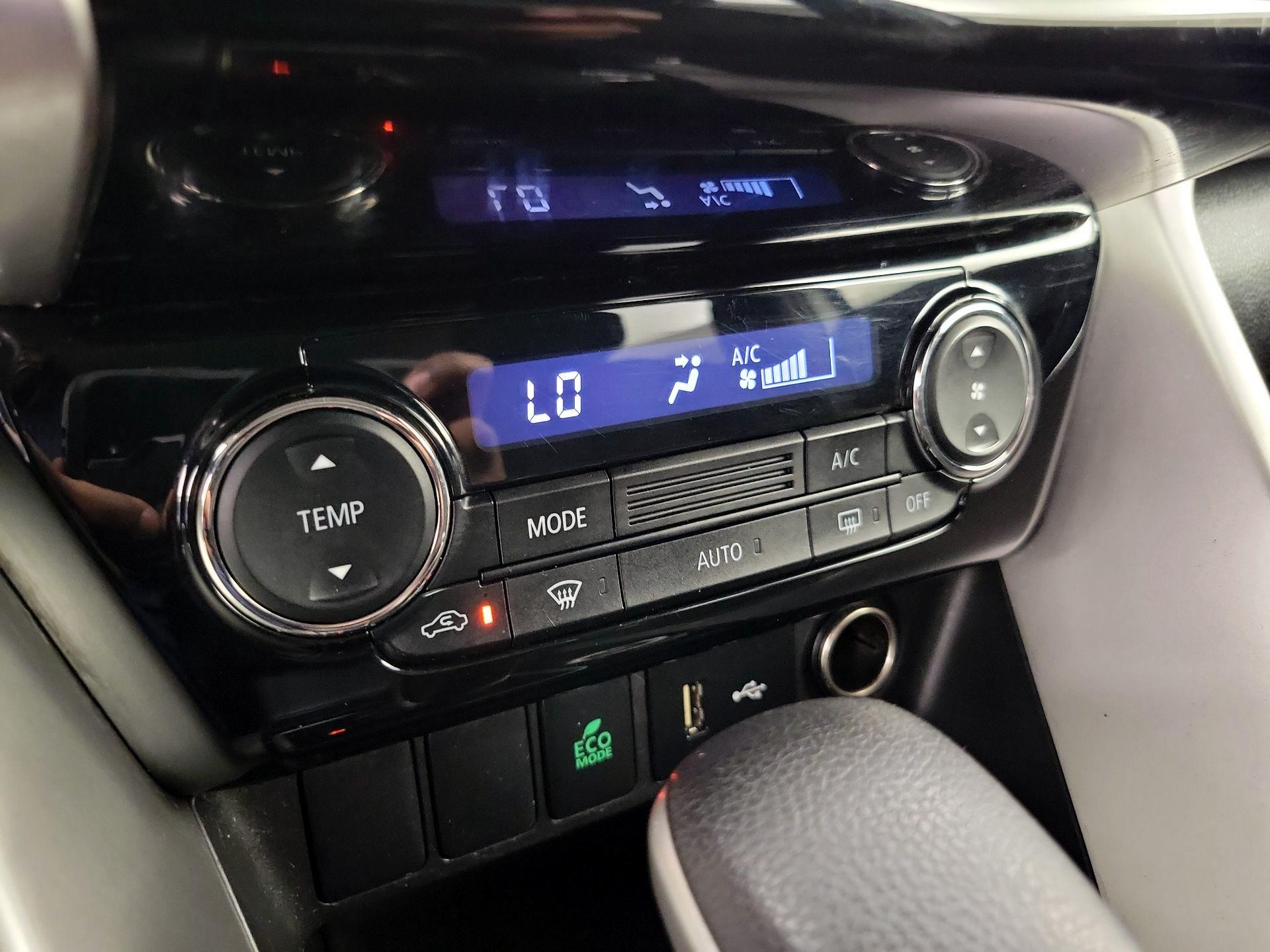 Thumbnail: 2019 Mitsubishi Eclipse Cross - 16