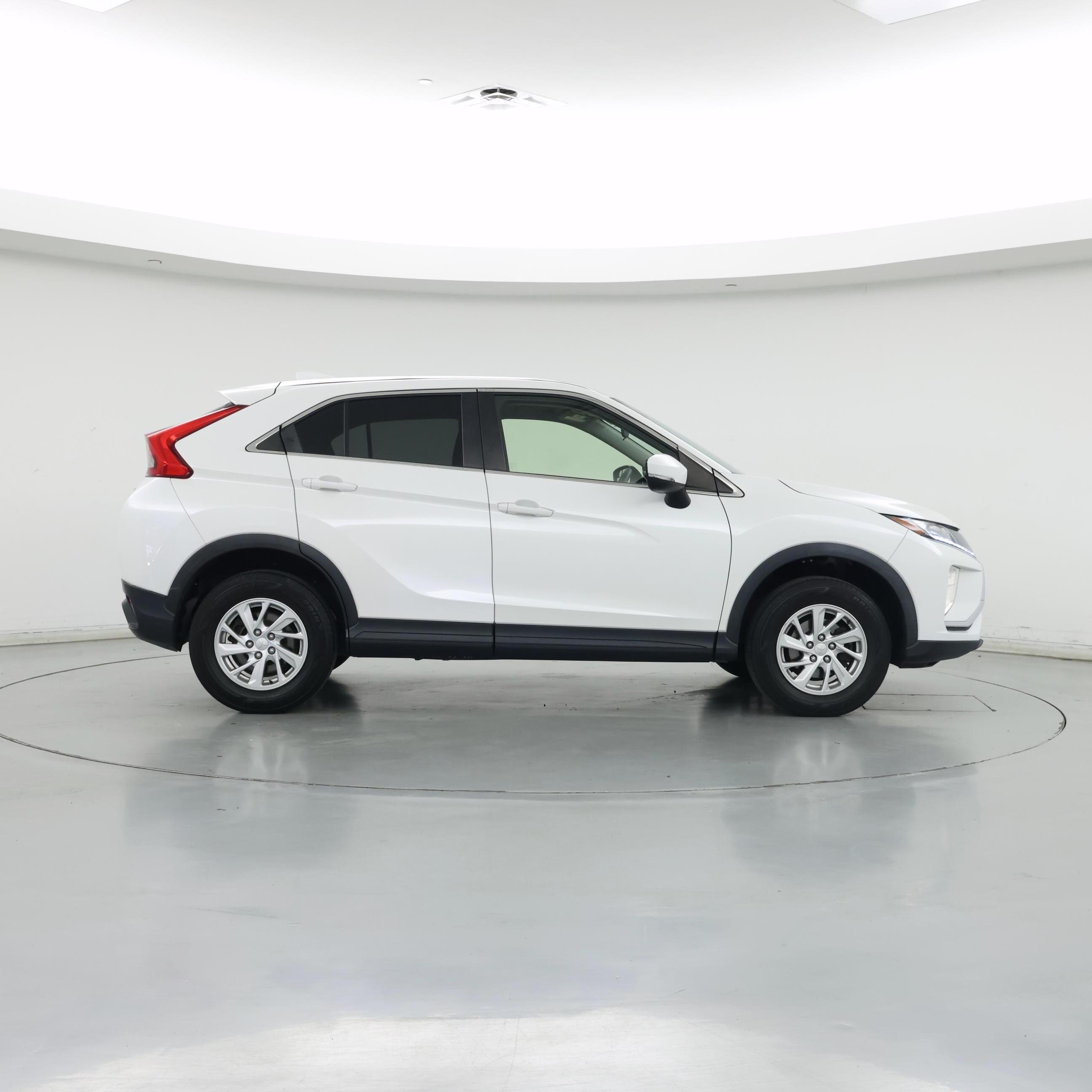 Thumbnail: 2019 Mitsubishi Eclipse Cross - 7
