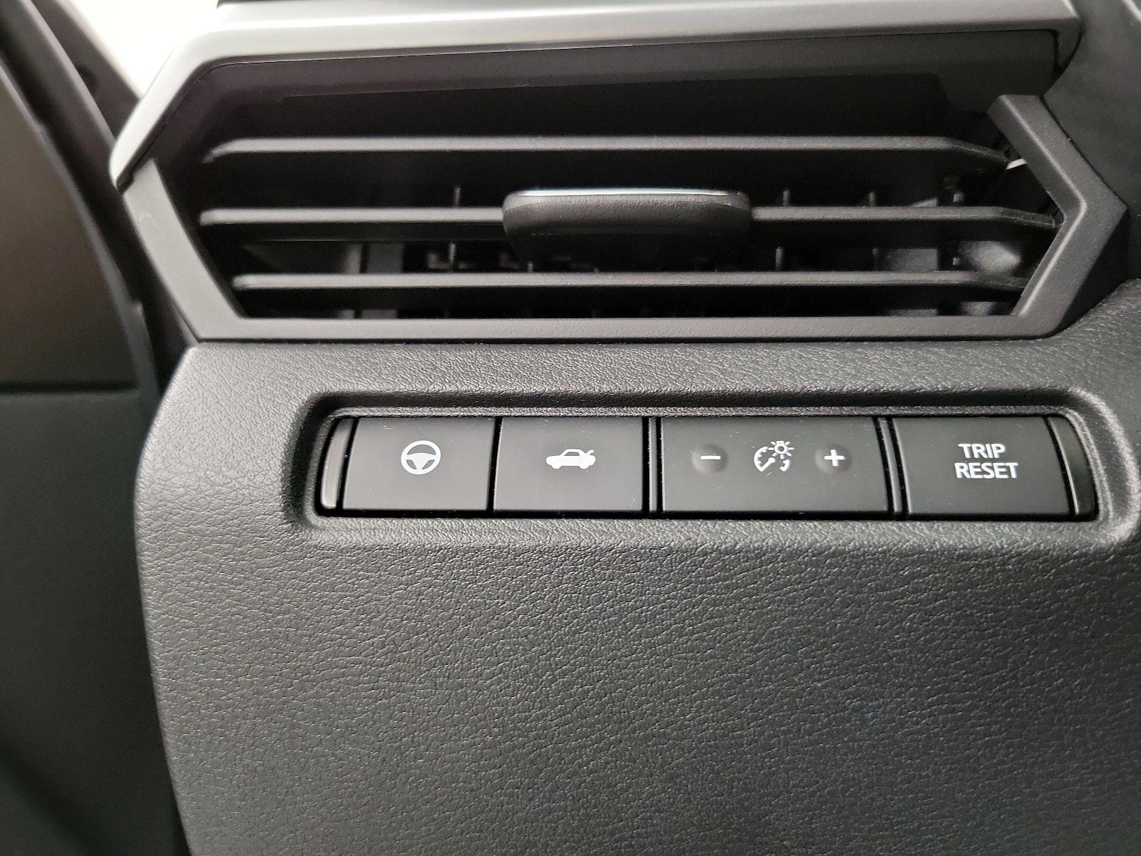 2020 Nissan Altima SL - Photo 14
