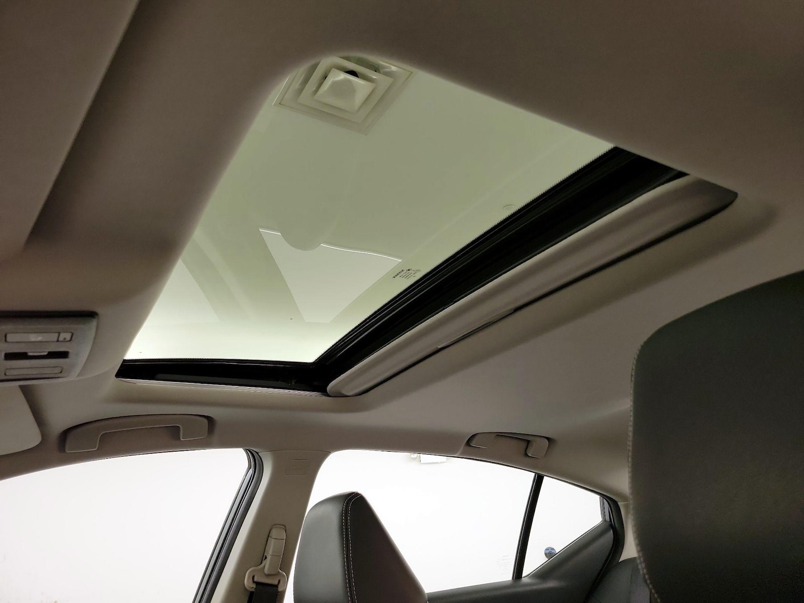 2020 Nissan Altima SL - Photo 21