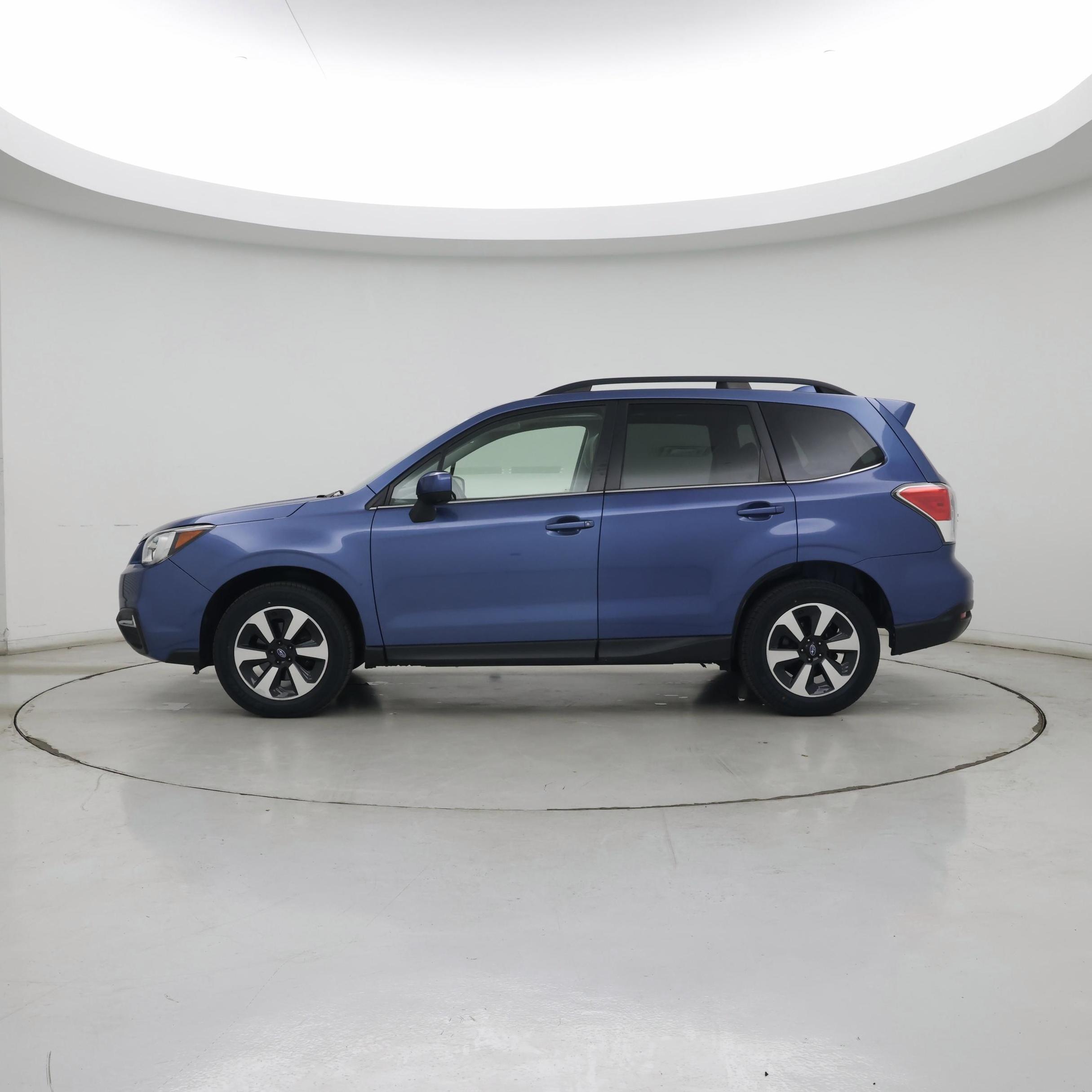 Thumbnail: 2017 Subaru Forester - 3