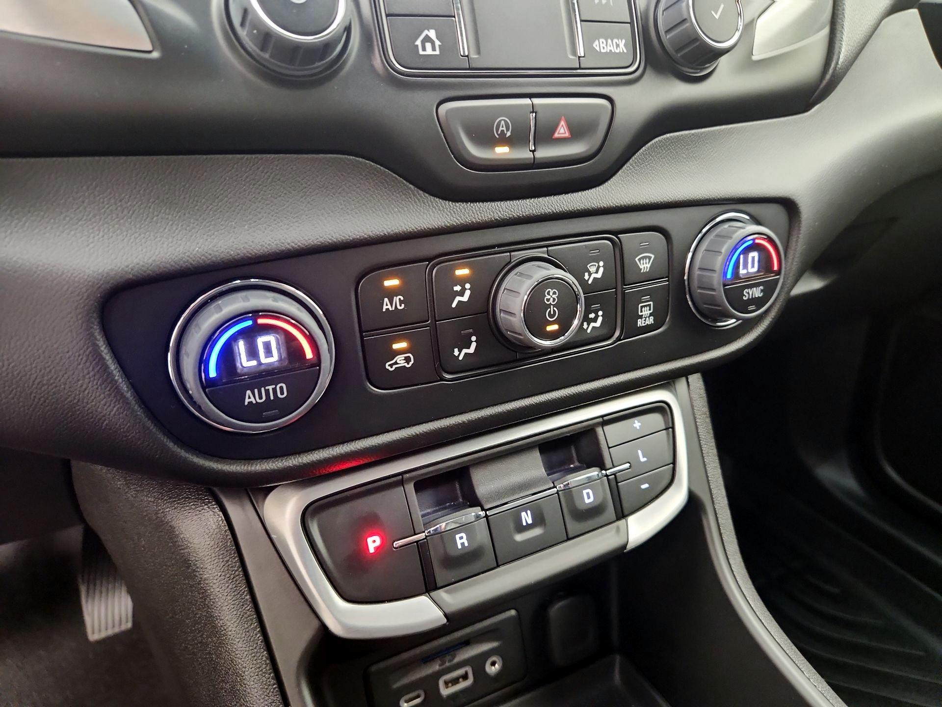 Thumbnail: 2024 GMC Terrain - 16