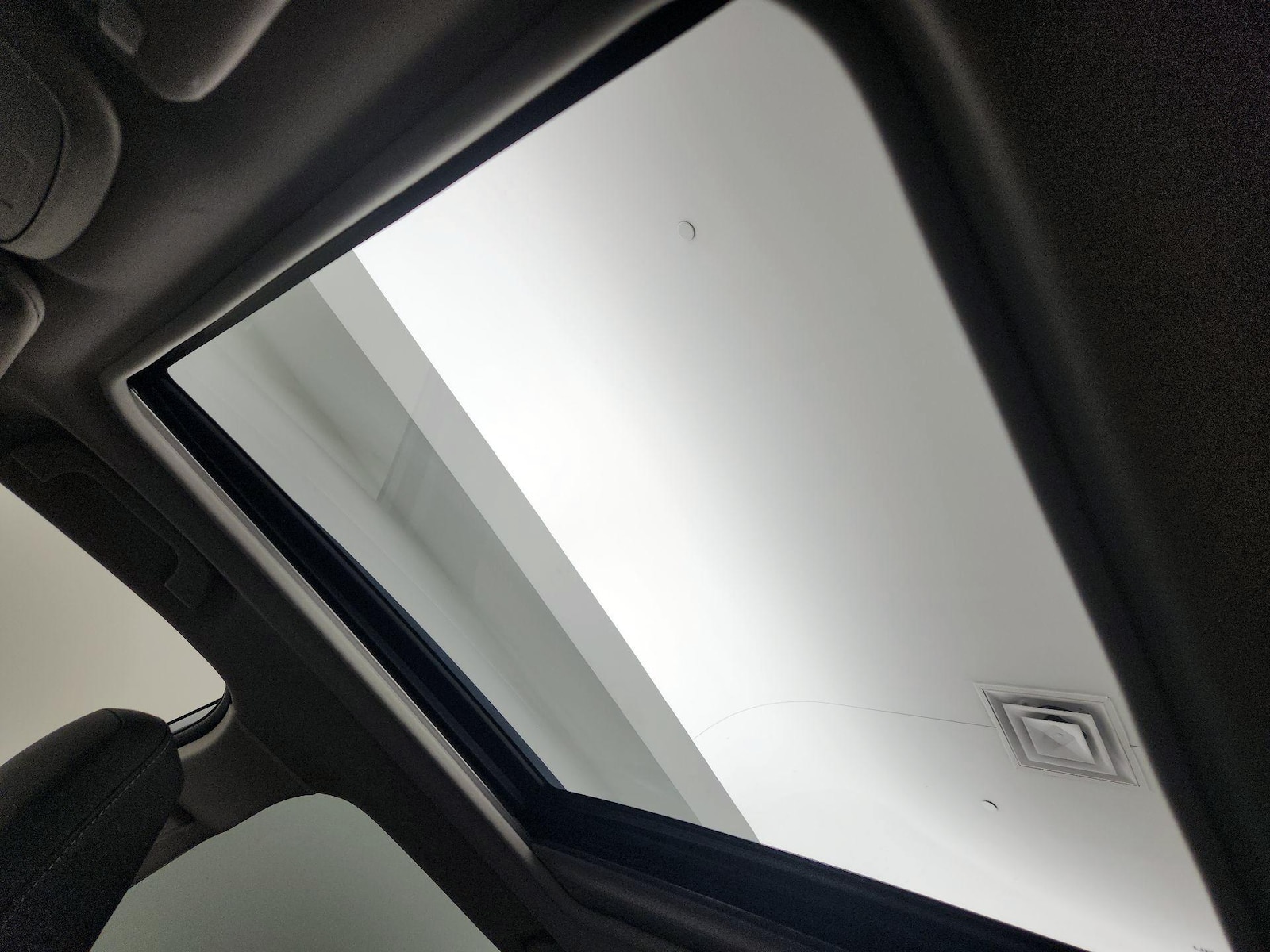 2020 Subaru Forester Limited - Photo 21