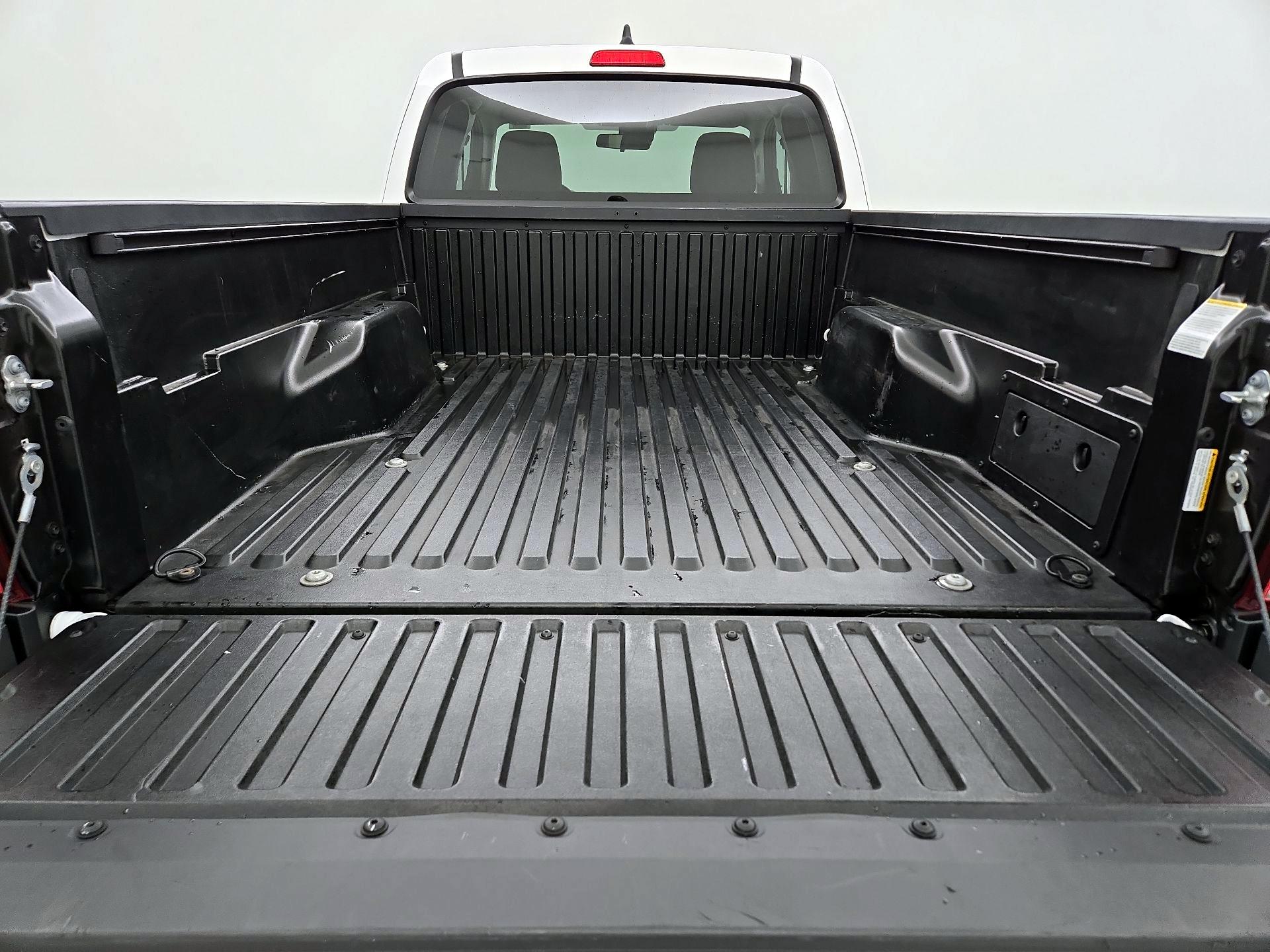 Thumbnail: 2023 Toyota Tacoma - 20