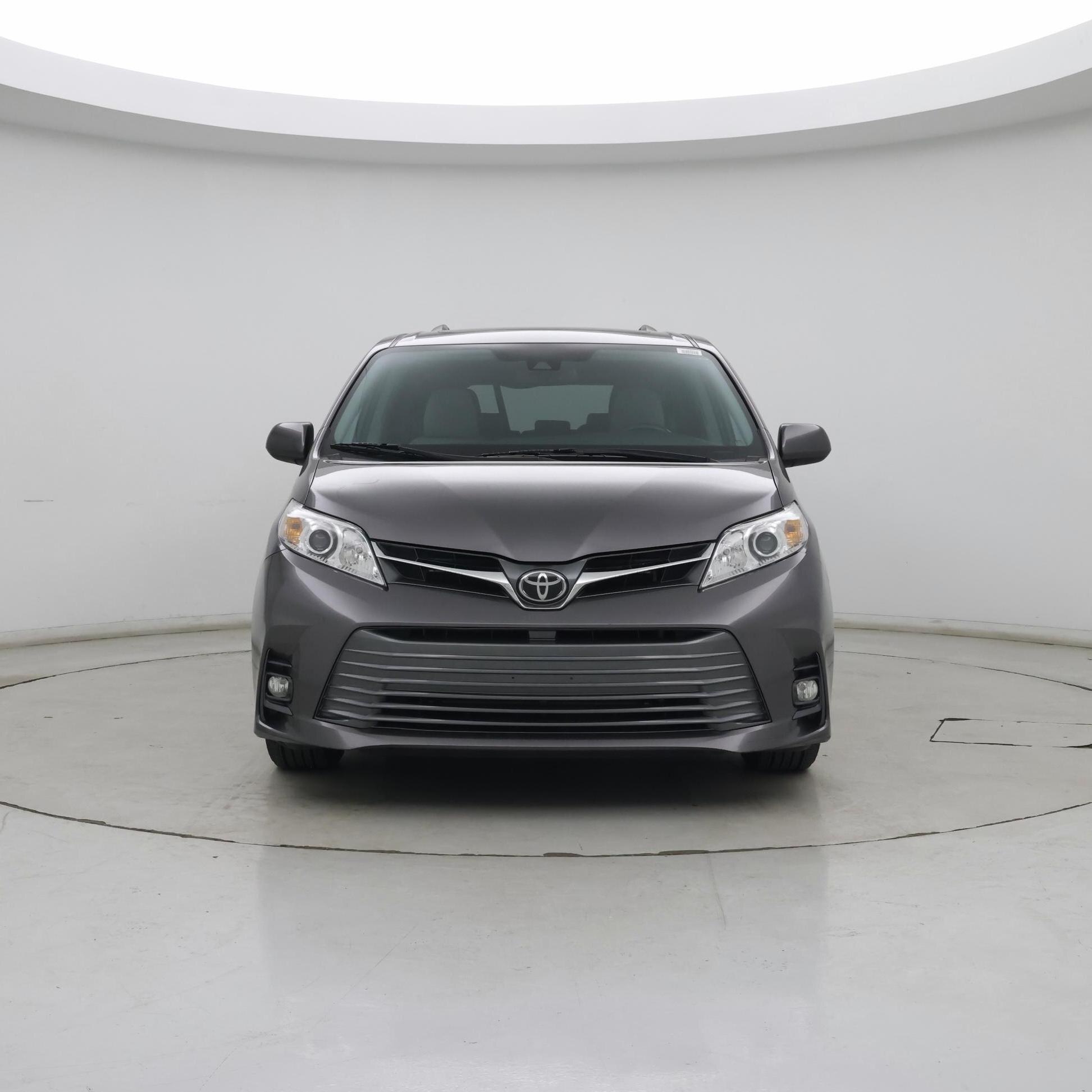 Thumbnail: 2020 Toyota Sienna - 5