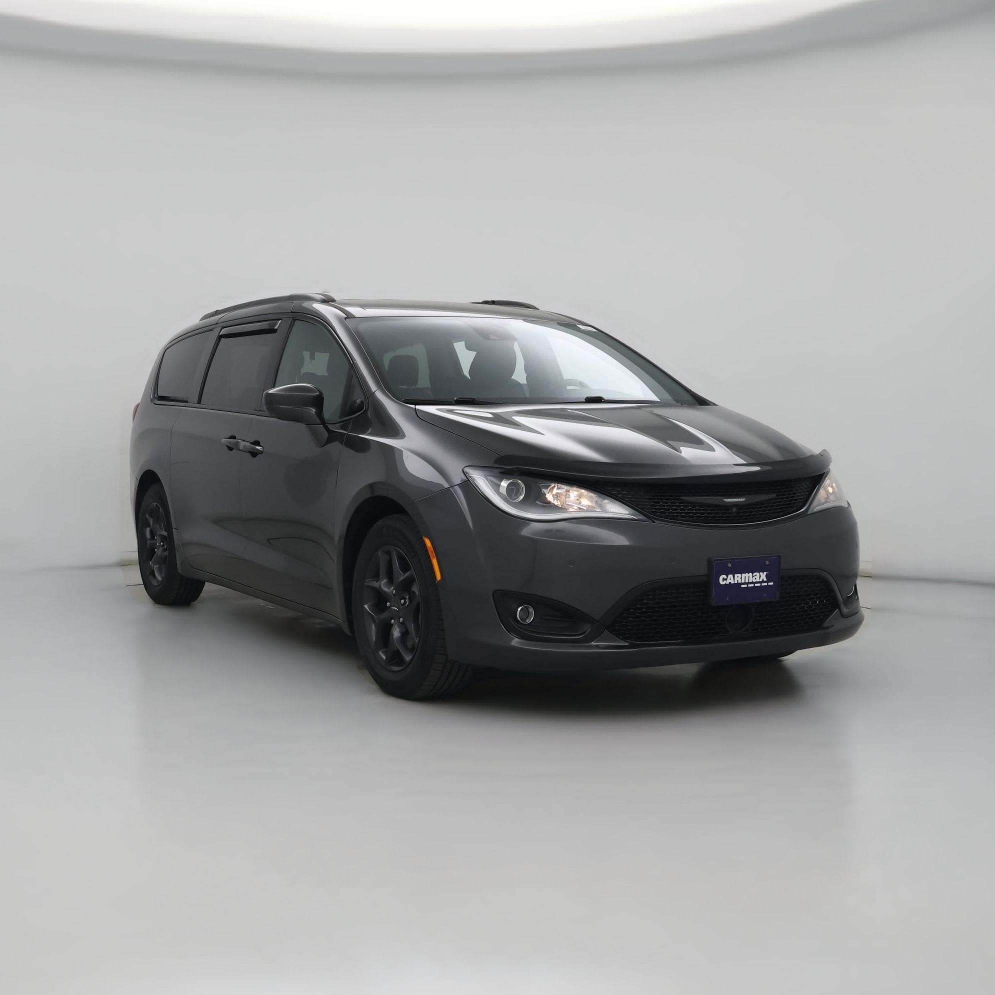 Thumbnail: 2019 Chrysler Pacifica - 1