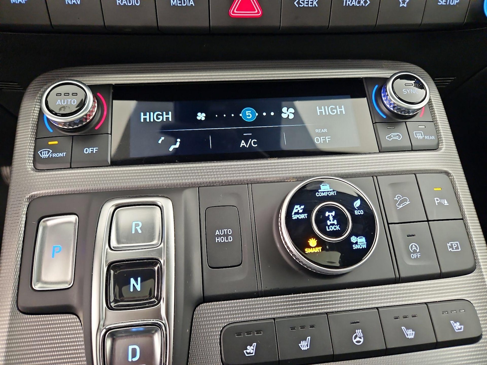 2025 Hyundai Palisade Calligraphy - Photo 18