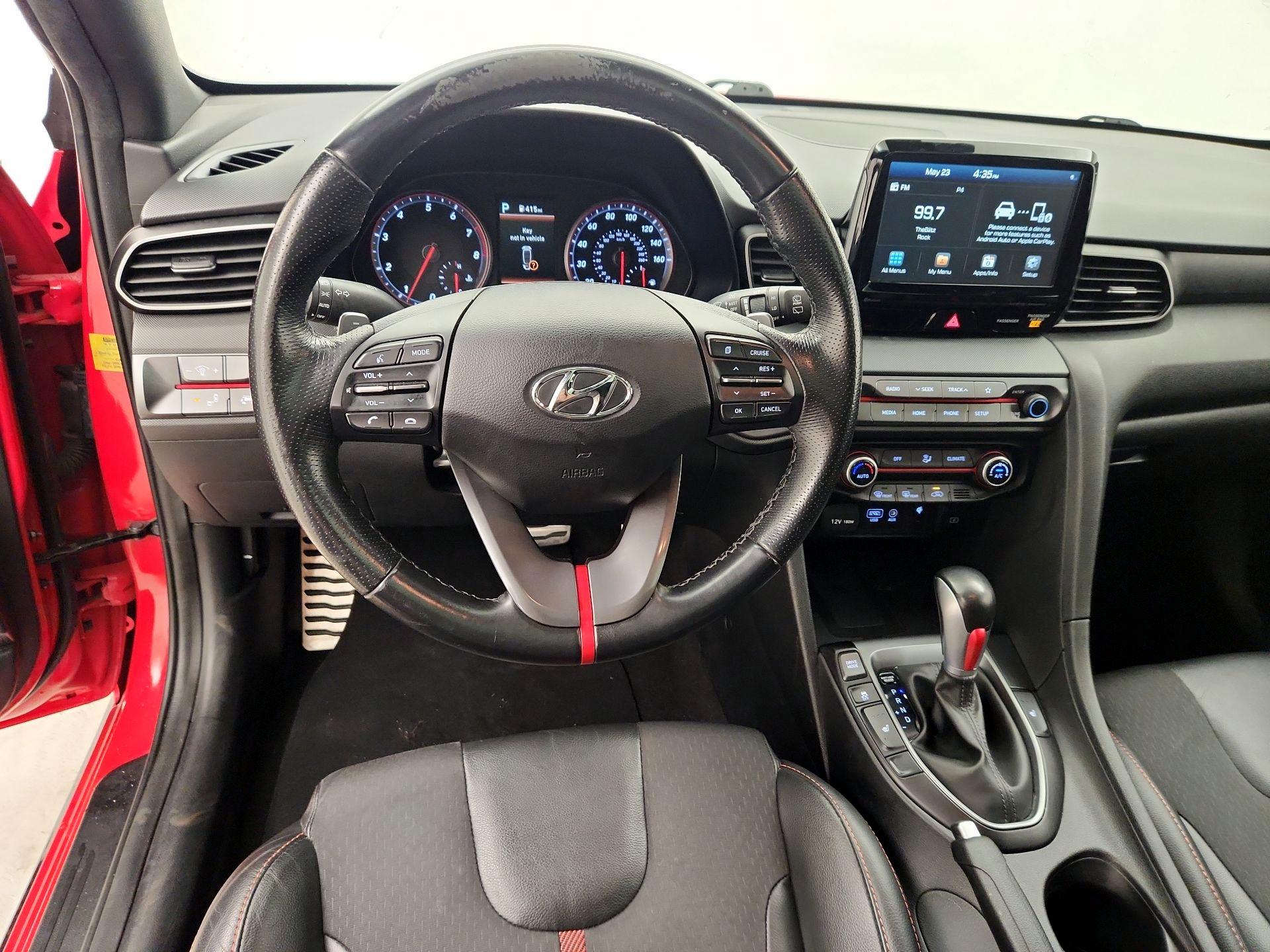 Thumbnail: 2020 Hyundai Veloster - 10