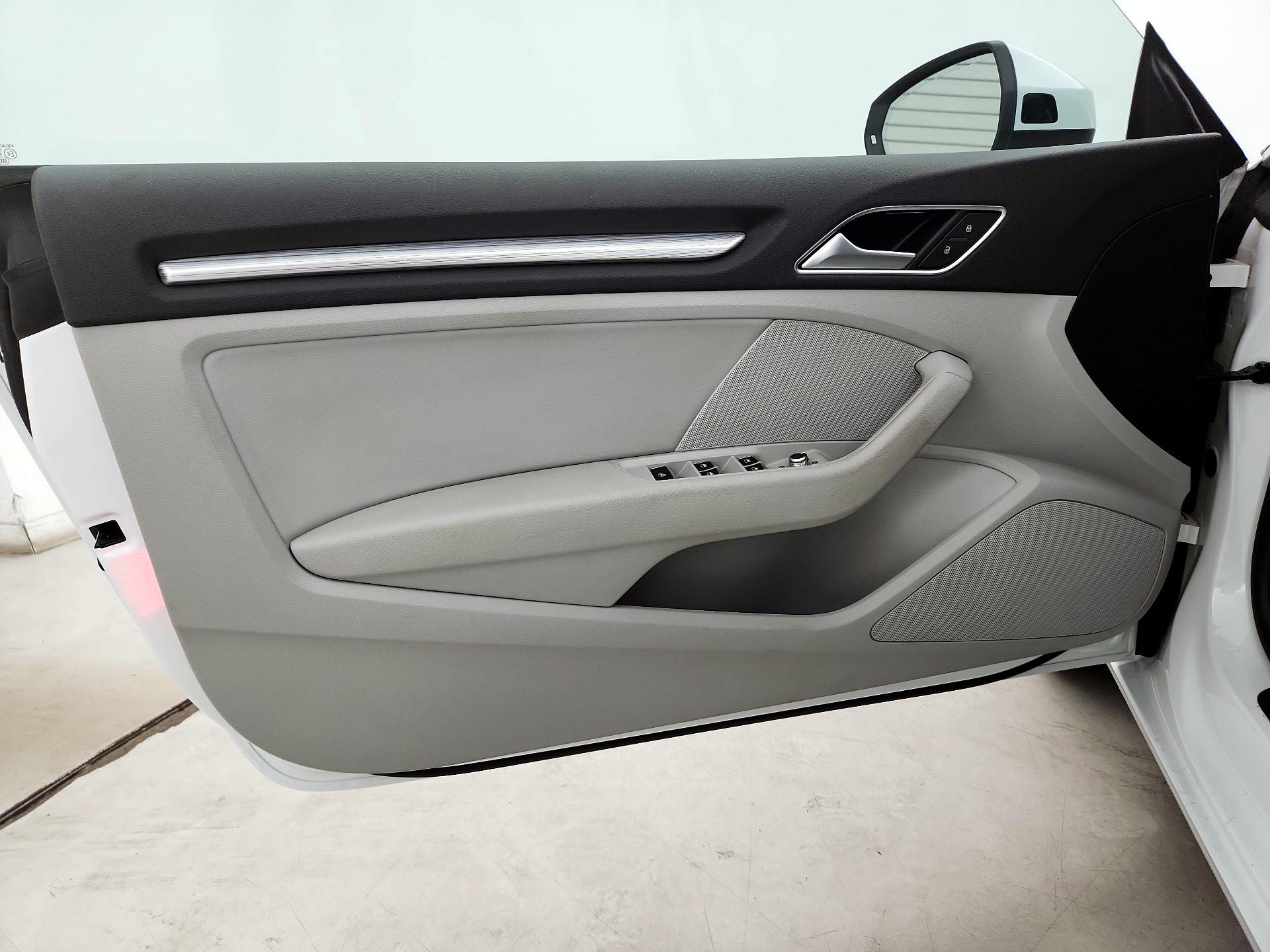 Thumbnail: 2015 Audi A3 - 12