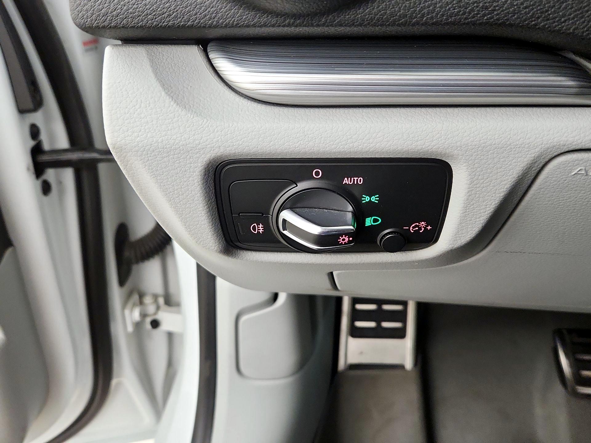 Thumbnail: 2015 Audi A3 - 13