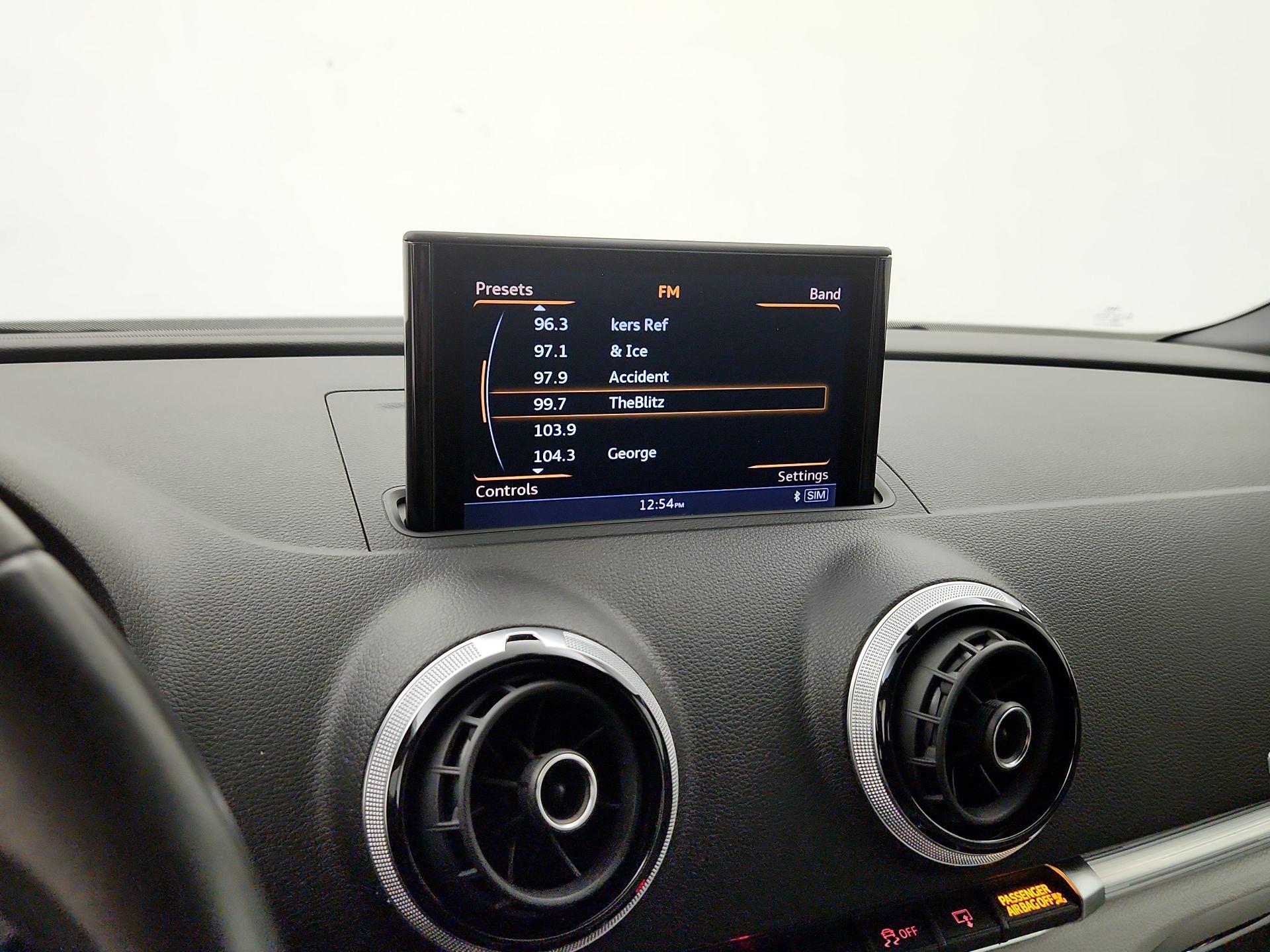 Thumbnail: 2015 Audi A3 - 16