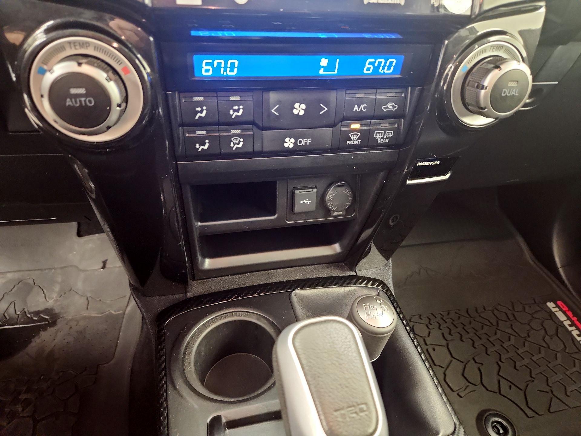 Thumbnail: 2021 Toyota 4Runner - 17