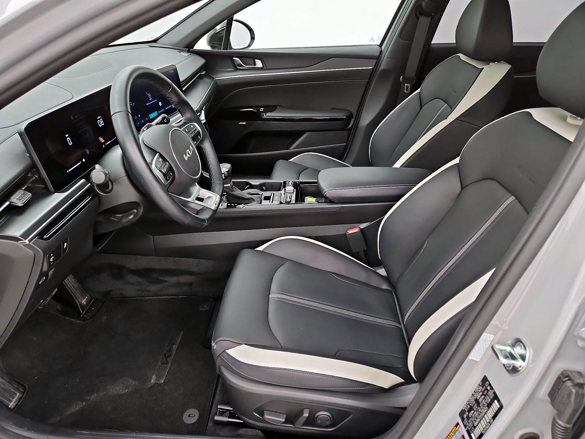 Thumbnail: 2025 Kia K5 - 11