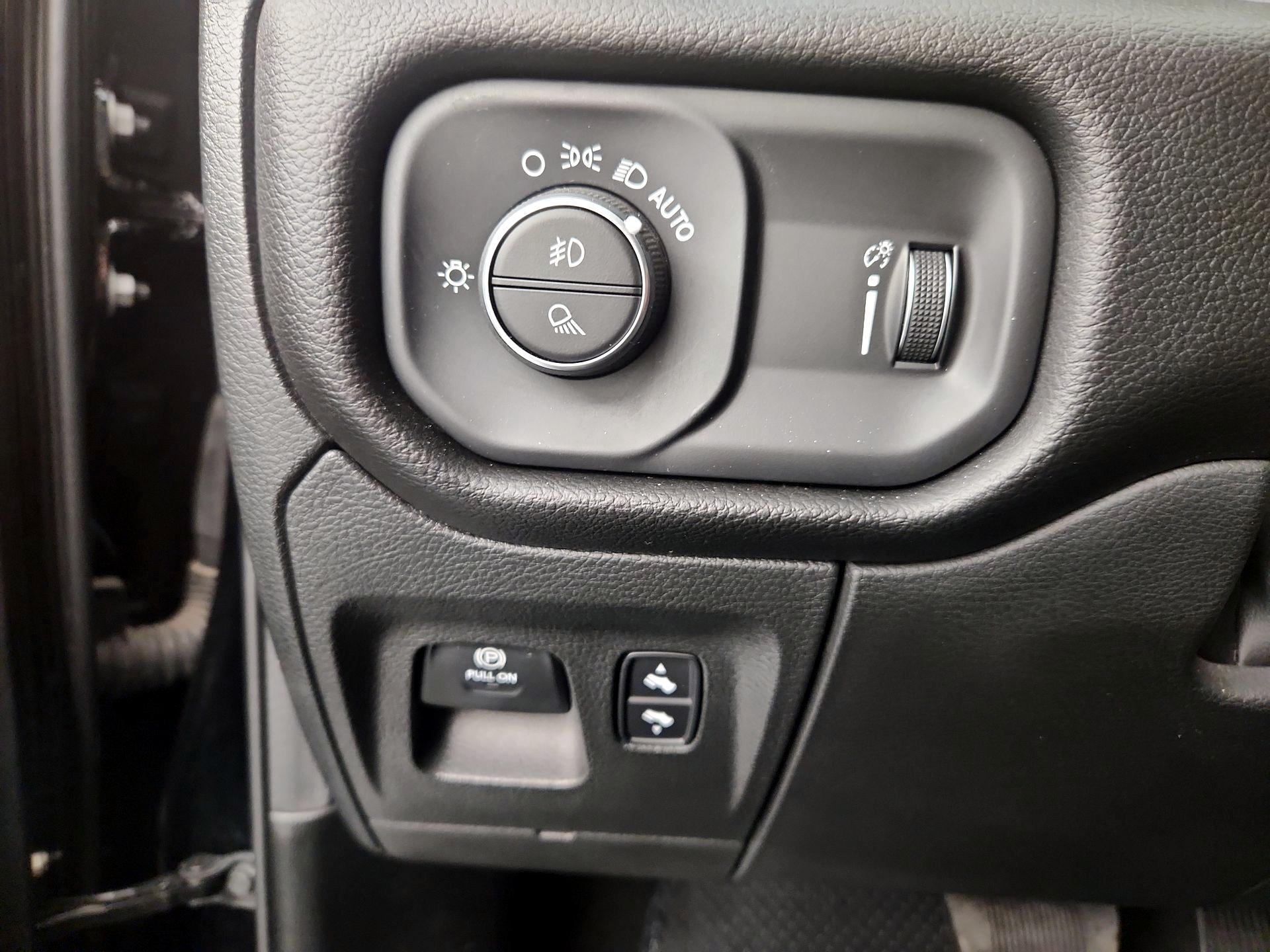 Thumbnail: 2023 RAM 1500 - 13