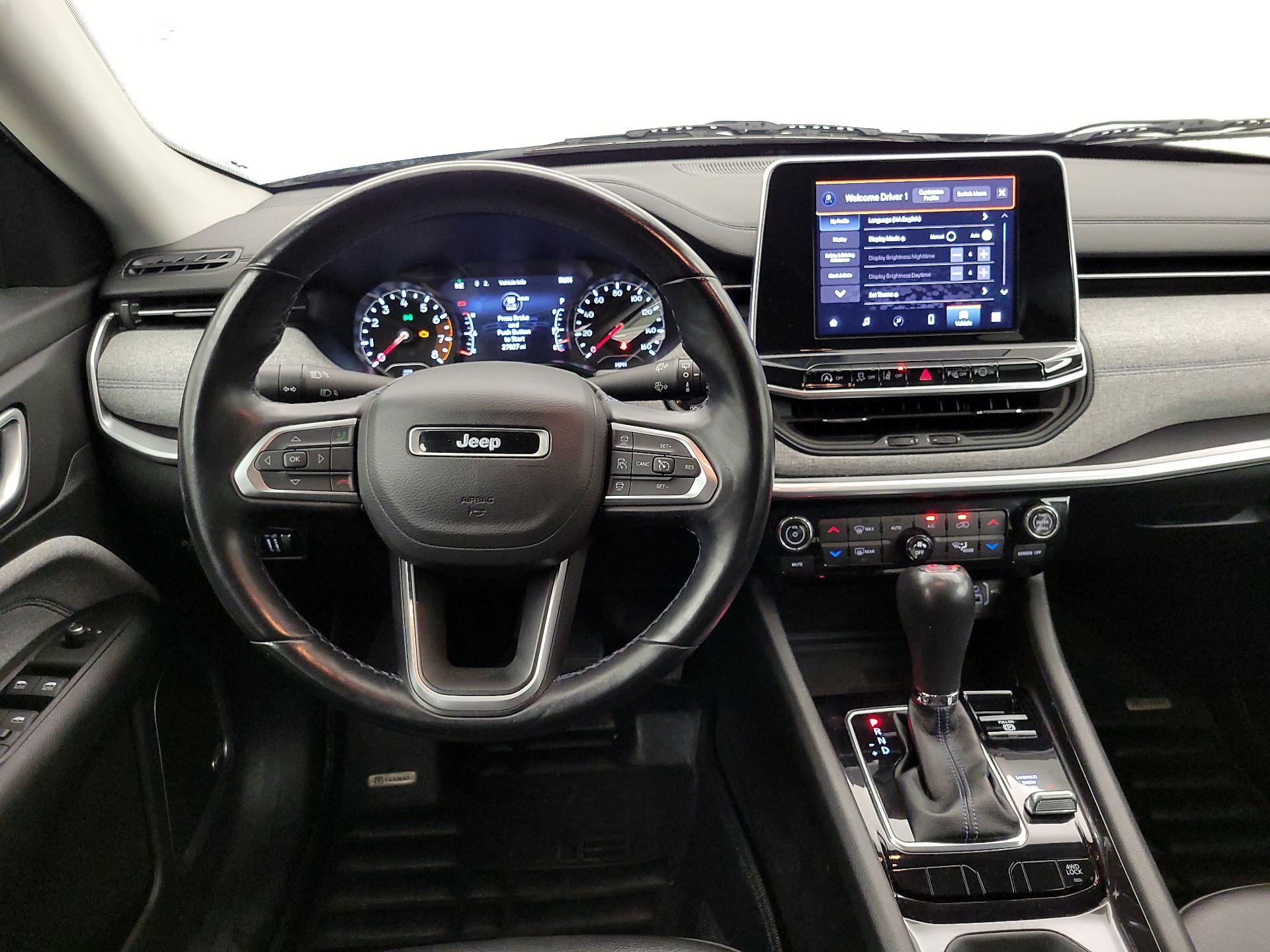 Thumbnail: 2022 Jeep Compass - 10