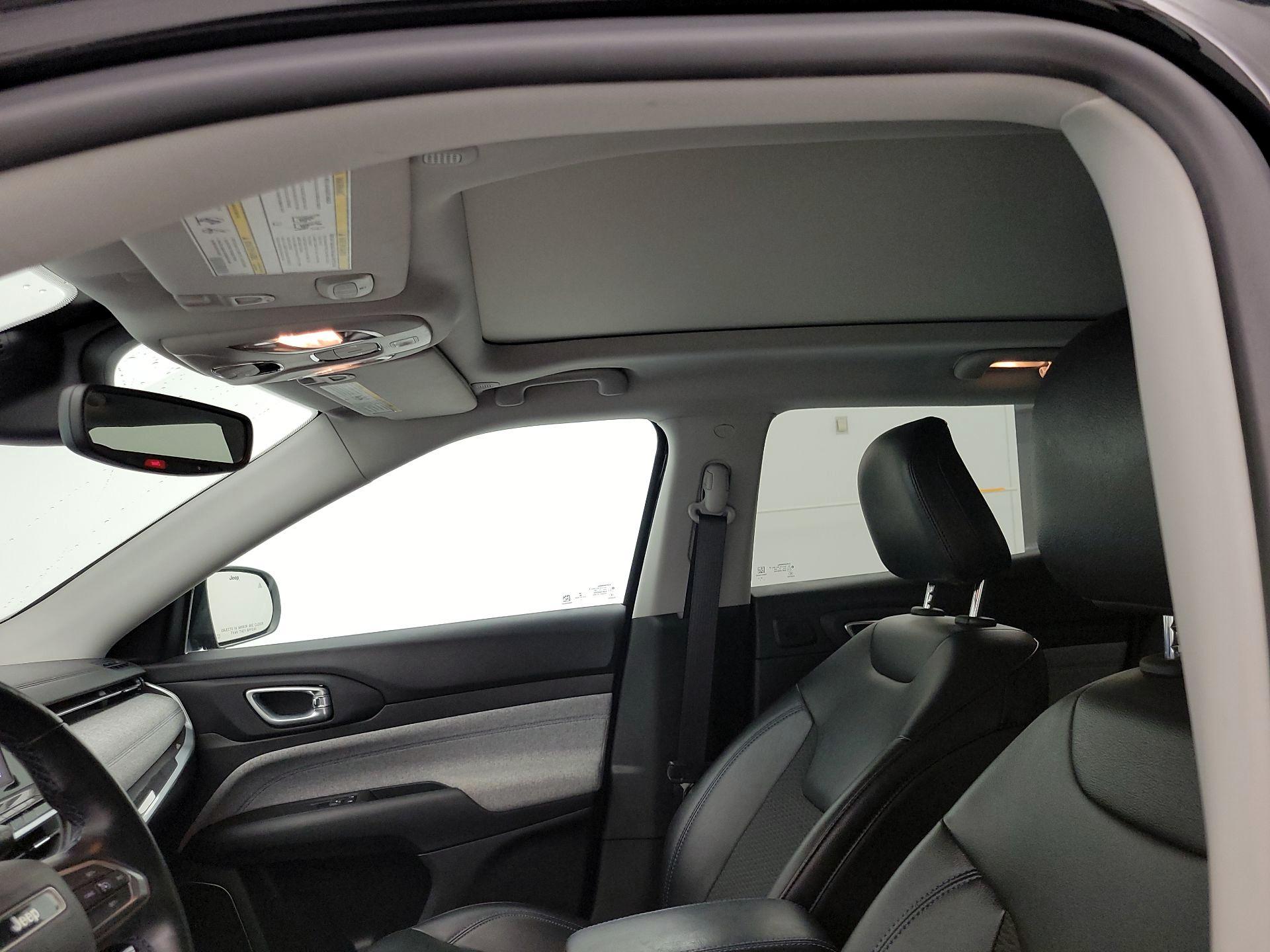 Thumbnail: 2022 Jeep Compass - 19