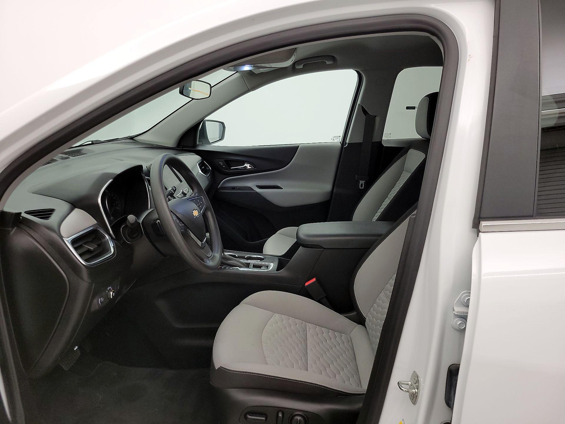 Thumbnail: 2021 Chevrolet Equinox - 11
