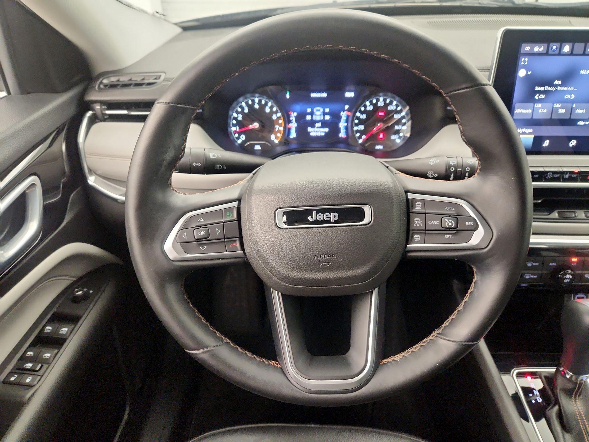 Thumbnail: 2022 Jeep Compass - 10