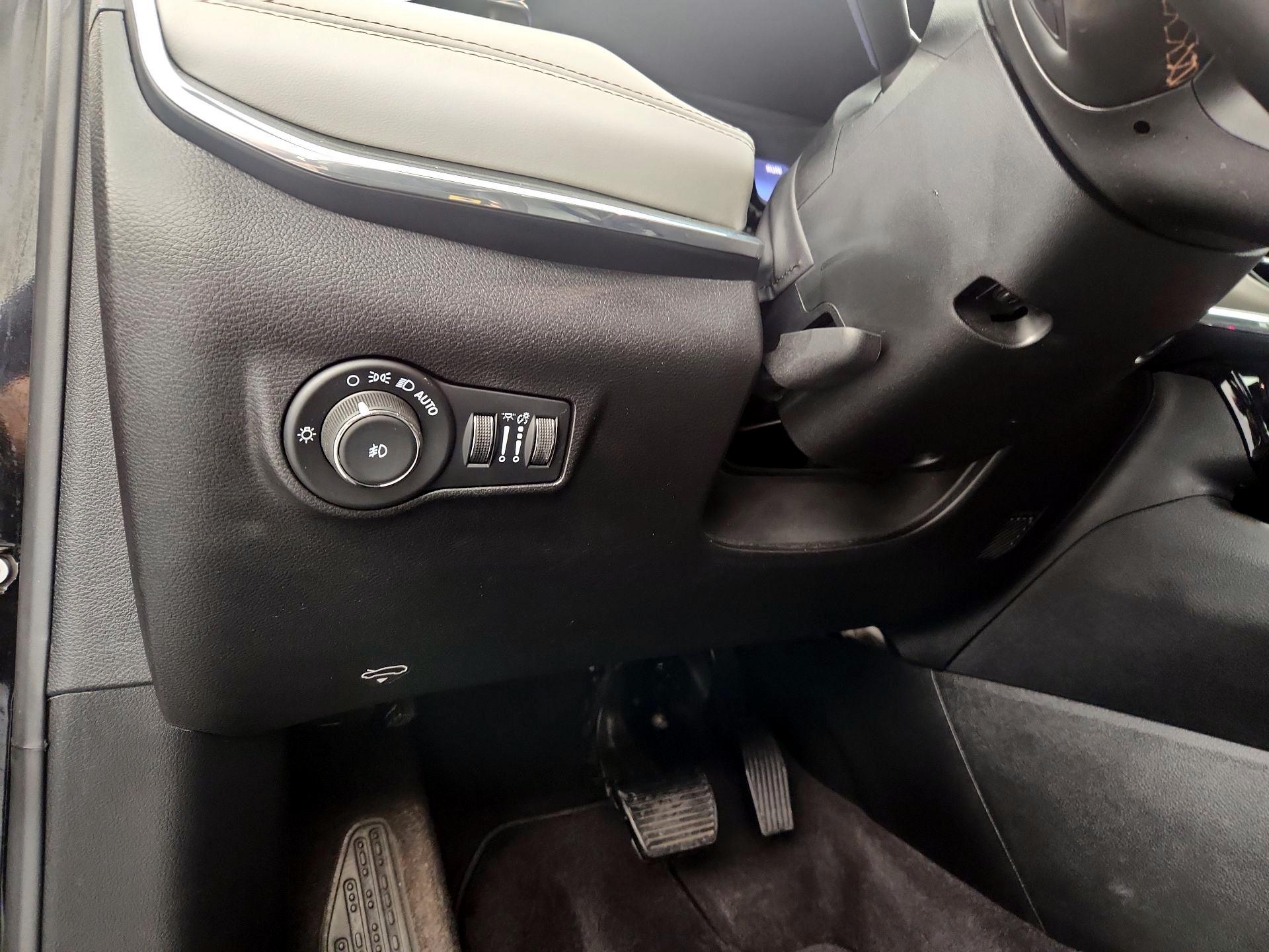 Thumbnail: 2022 Jeep Compass - 13