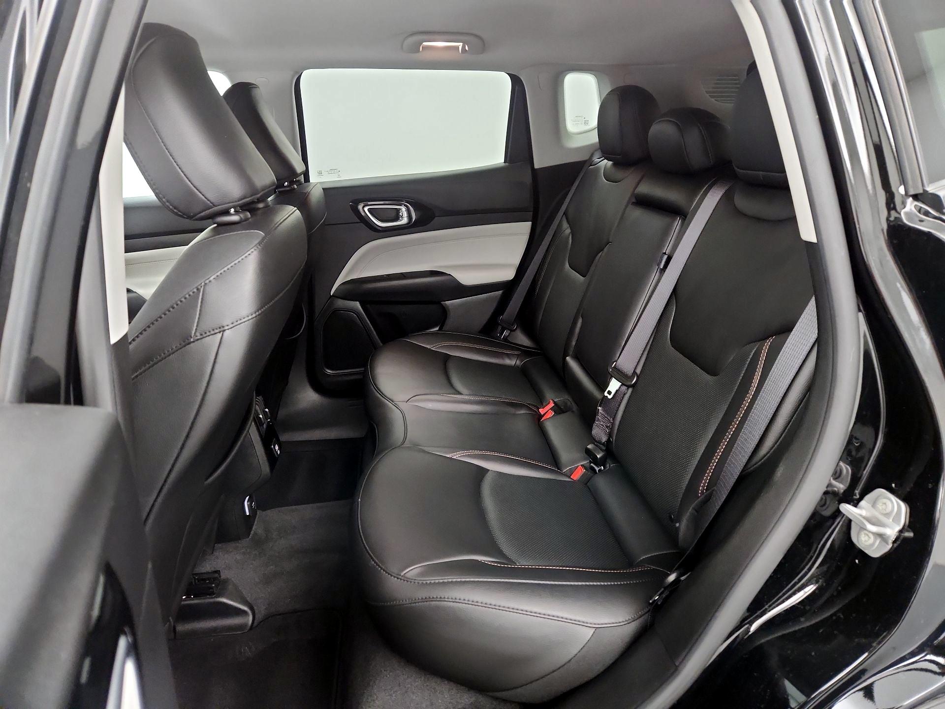 Thumbnail: 2022 Jeep Compass - 19