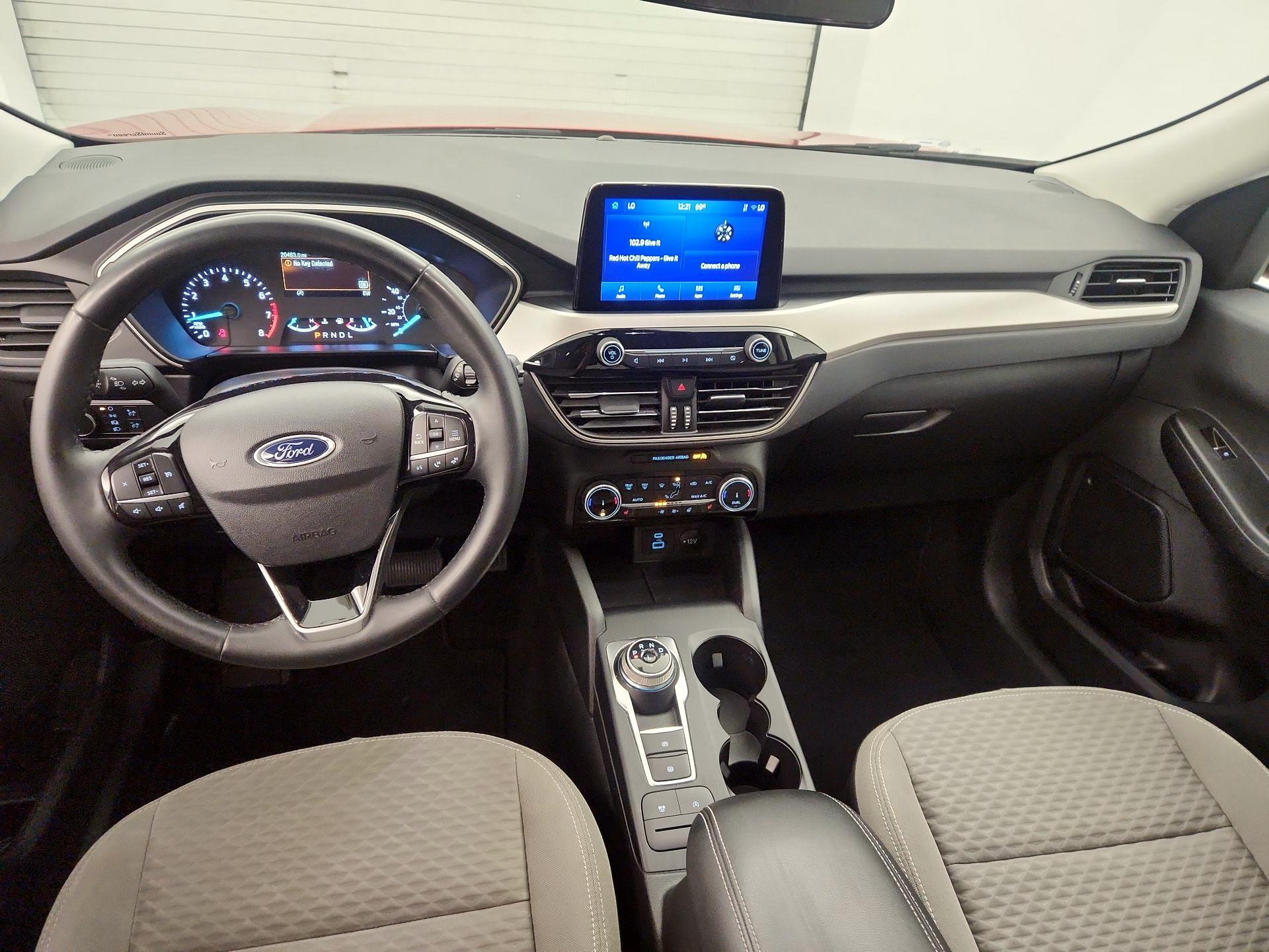 Thumbnail: 2022 Ford Escape - 9