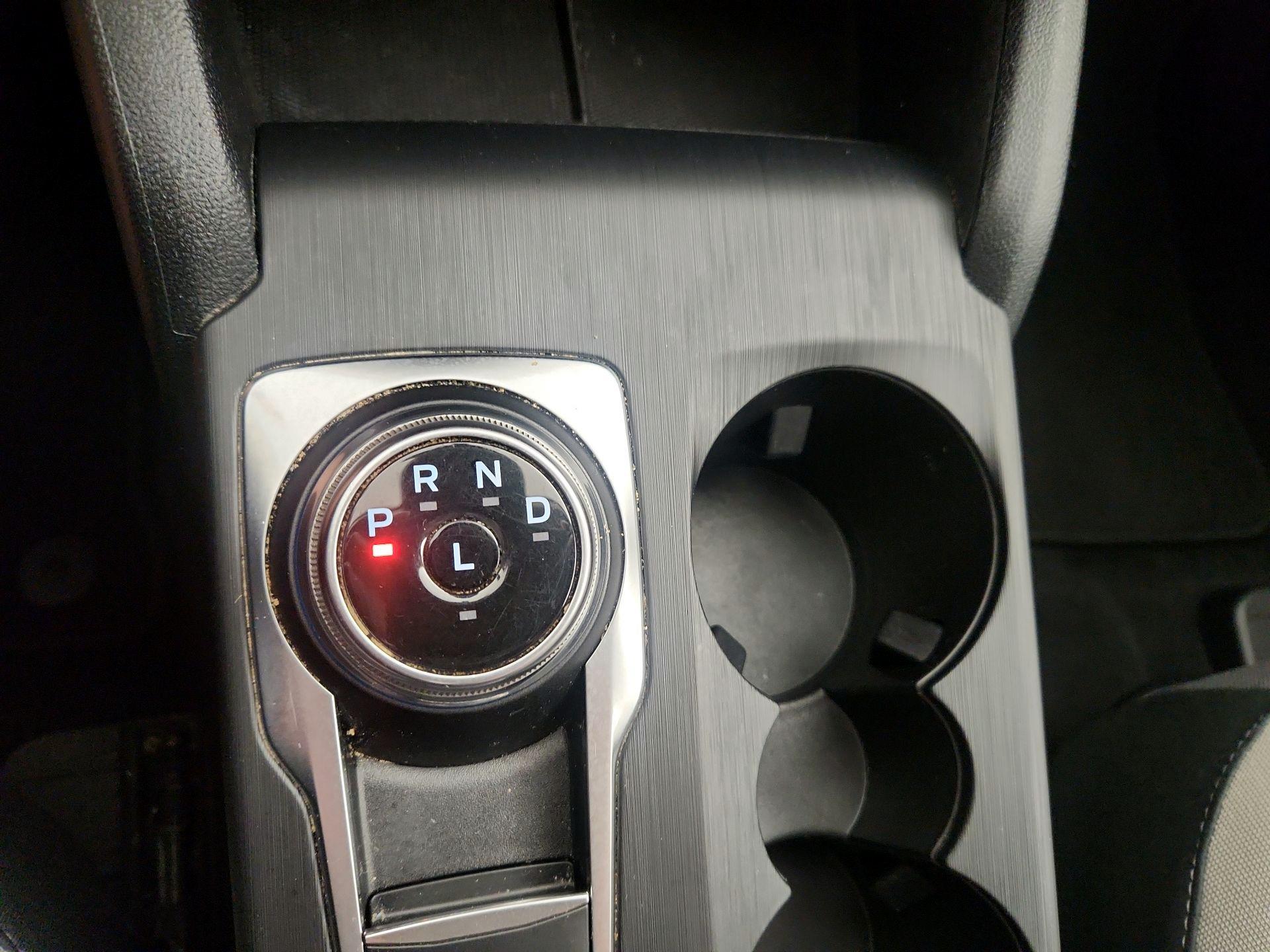 Thumbnail: 2022 Ford Escape - 17