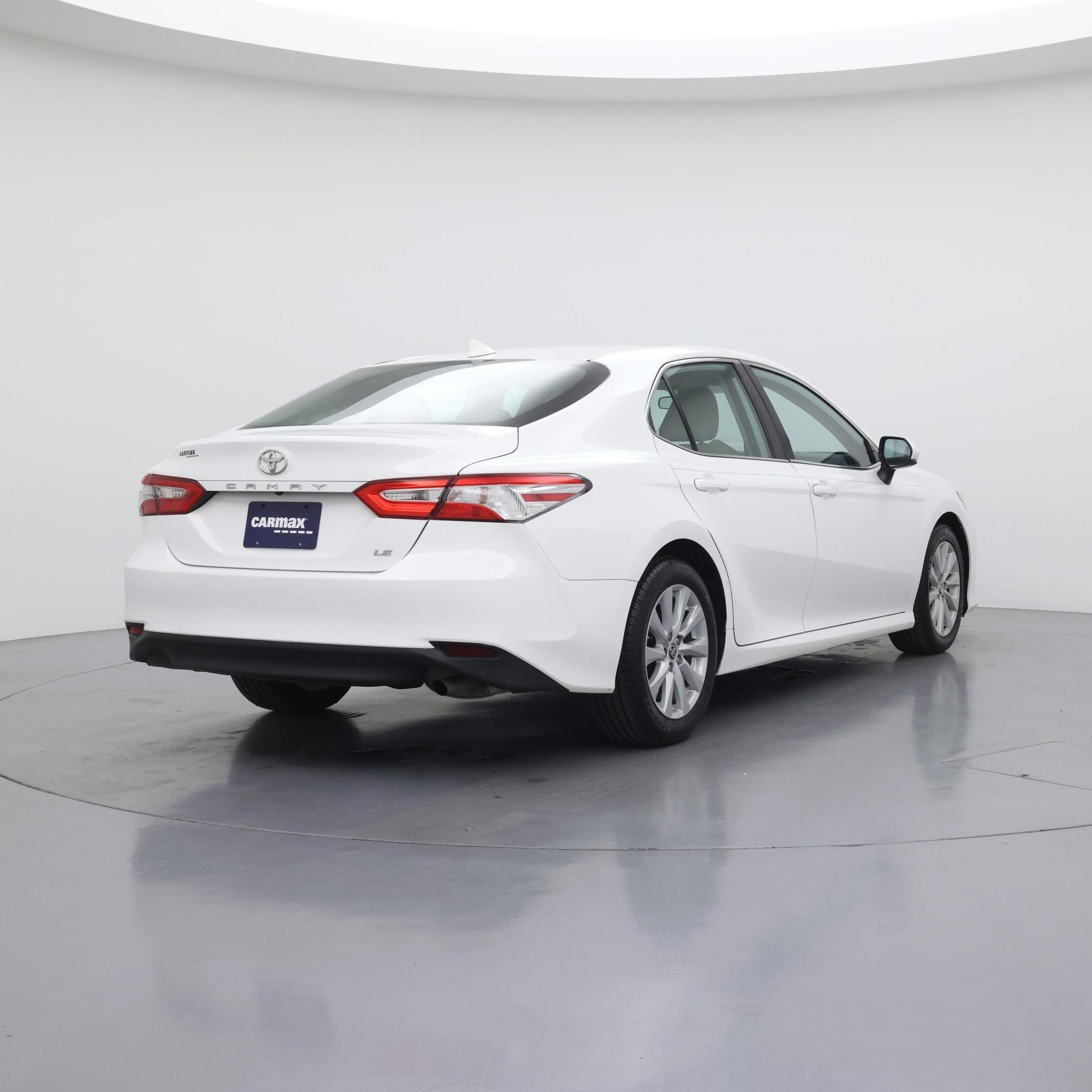 Thumbnail: 2020 Toyota Camry - 8