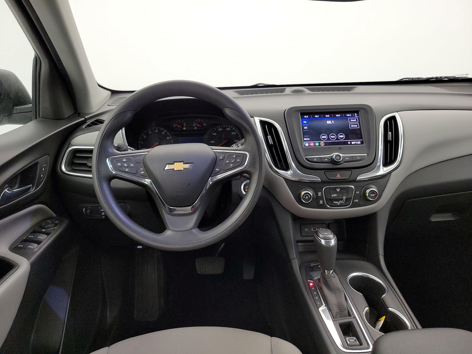Thumbnail: 2021 Chevrolet Equinox - 10
