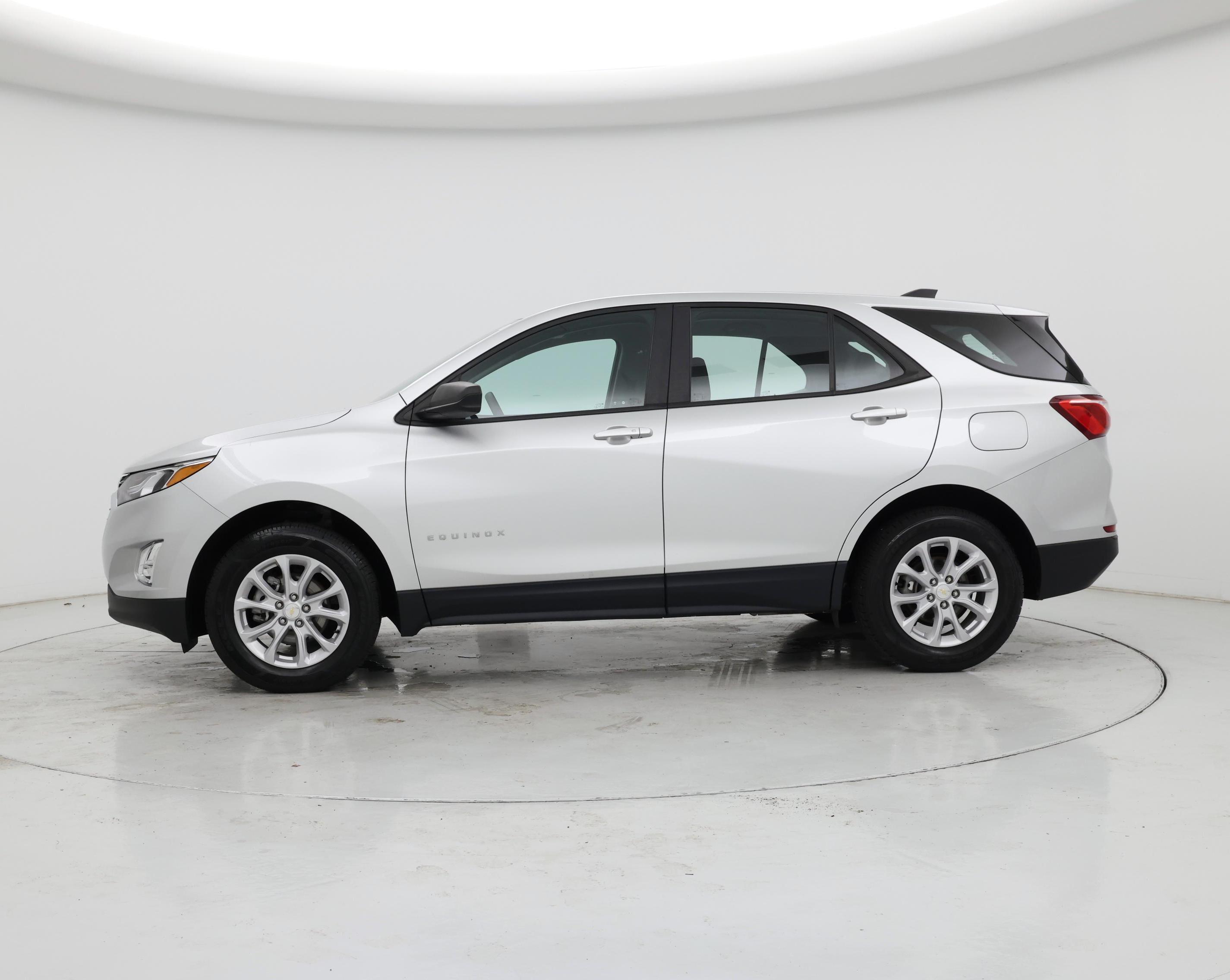 Thumbnail: 2021 Chevrolet Equinox - 3