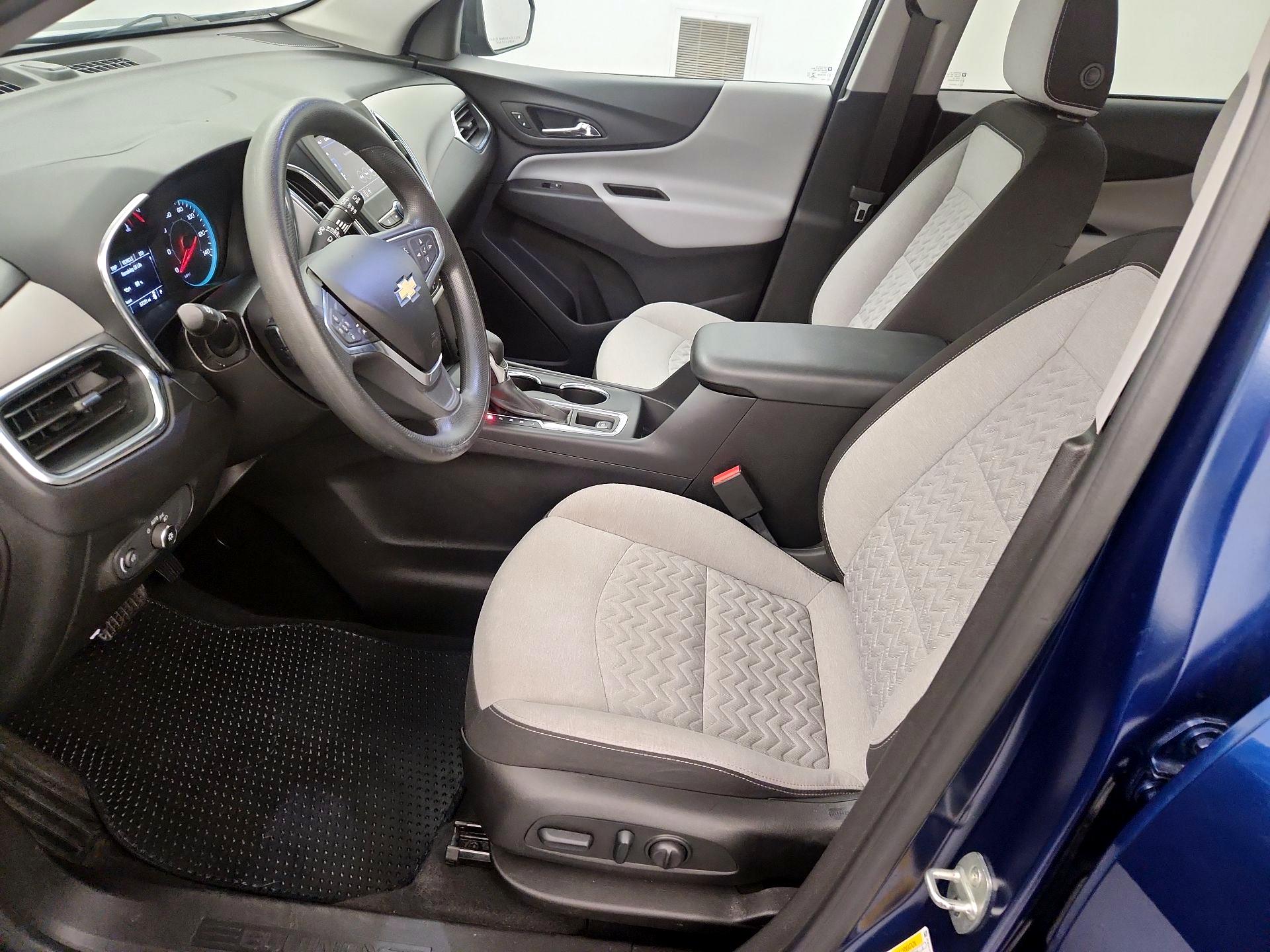 Thumbnail: 2022 Chevrolet Equinox - 11
