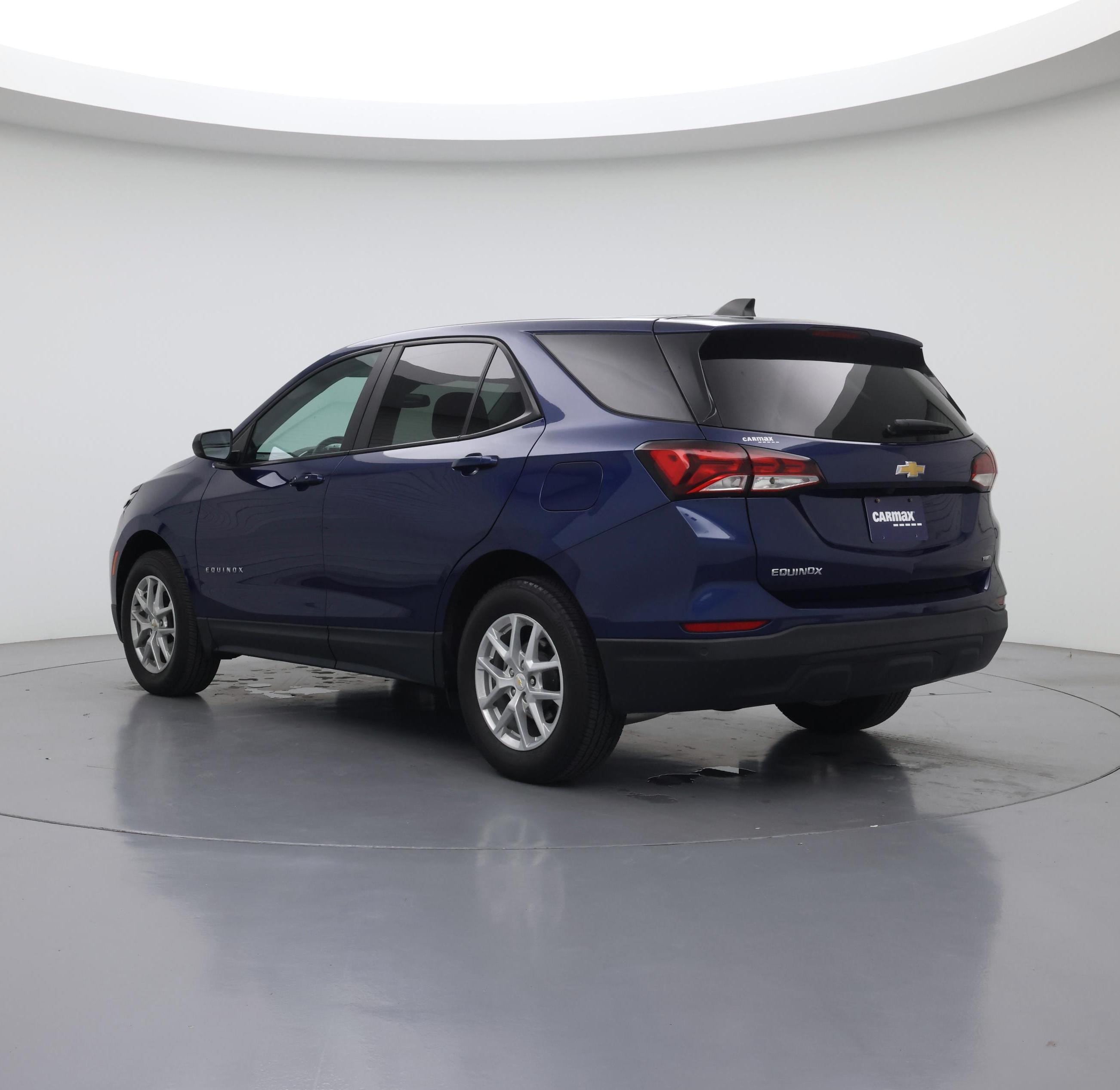 Thumbnail: 2022 Chevrolet Equinox - 2