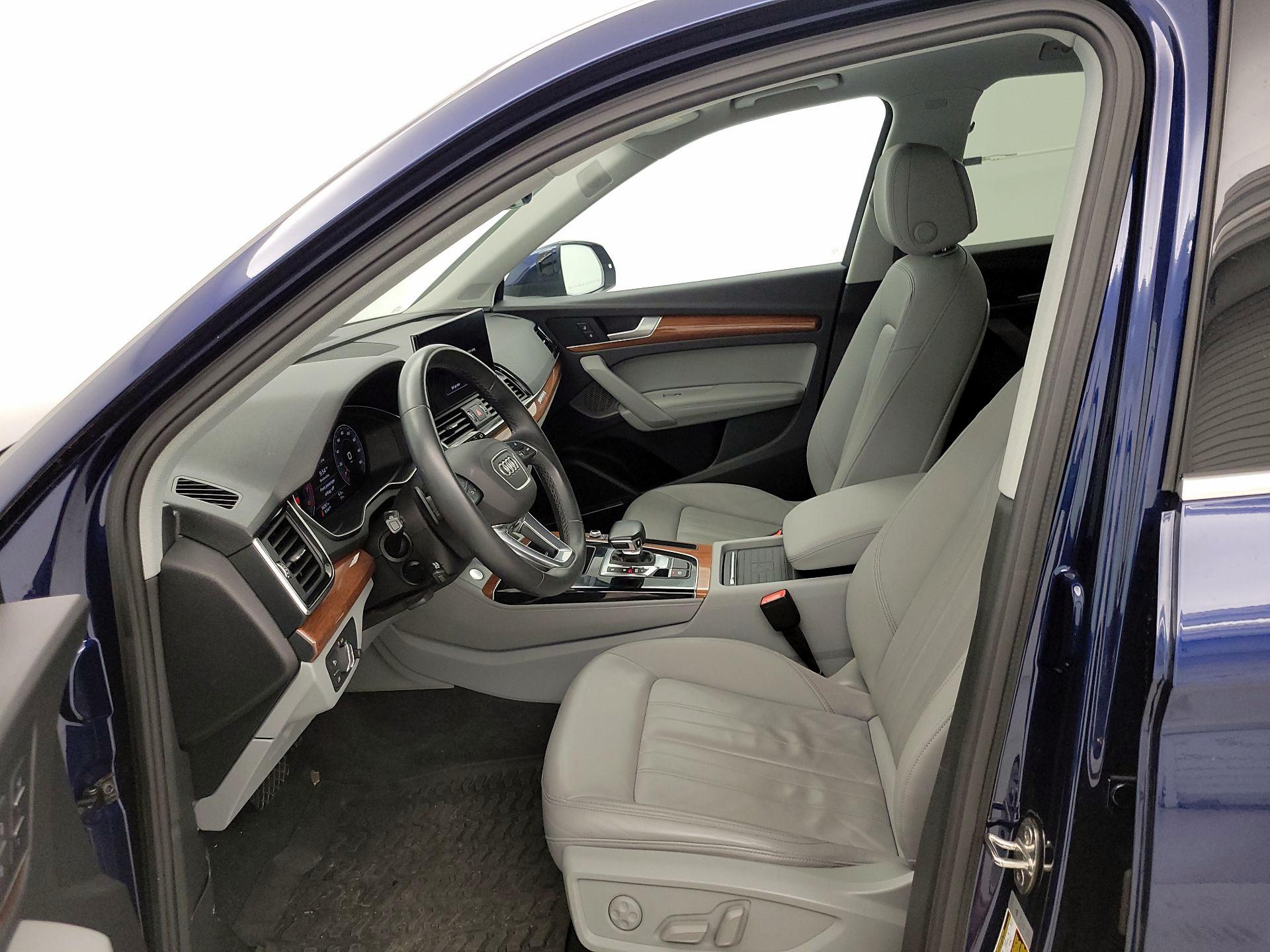 Thumbnail: 2021 Audi Q5 - 11