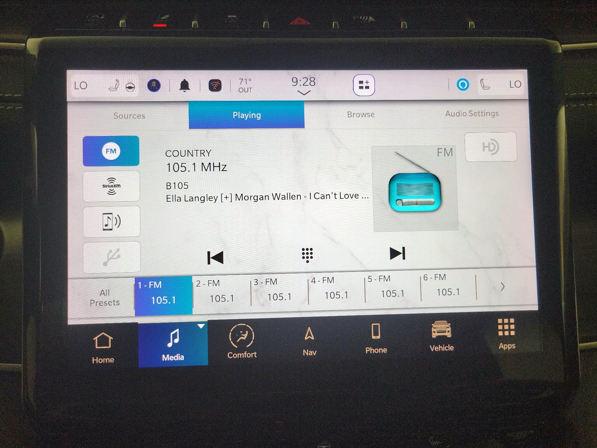 Thumbnail: 2023 Jeep Grand Cherokee - 16