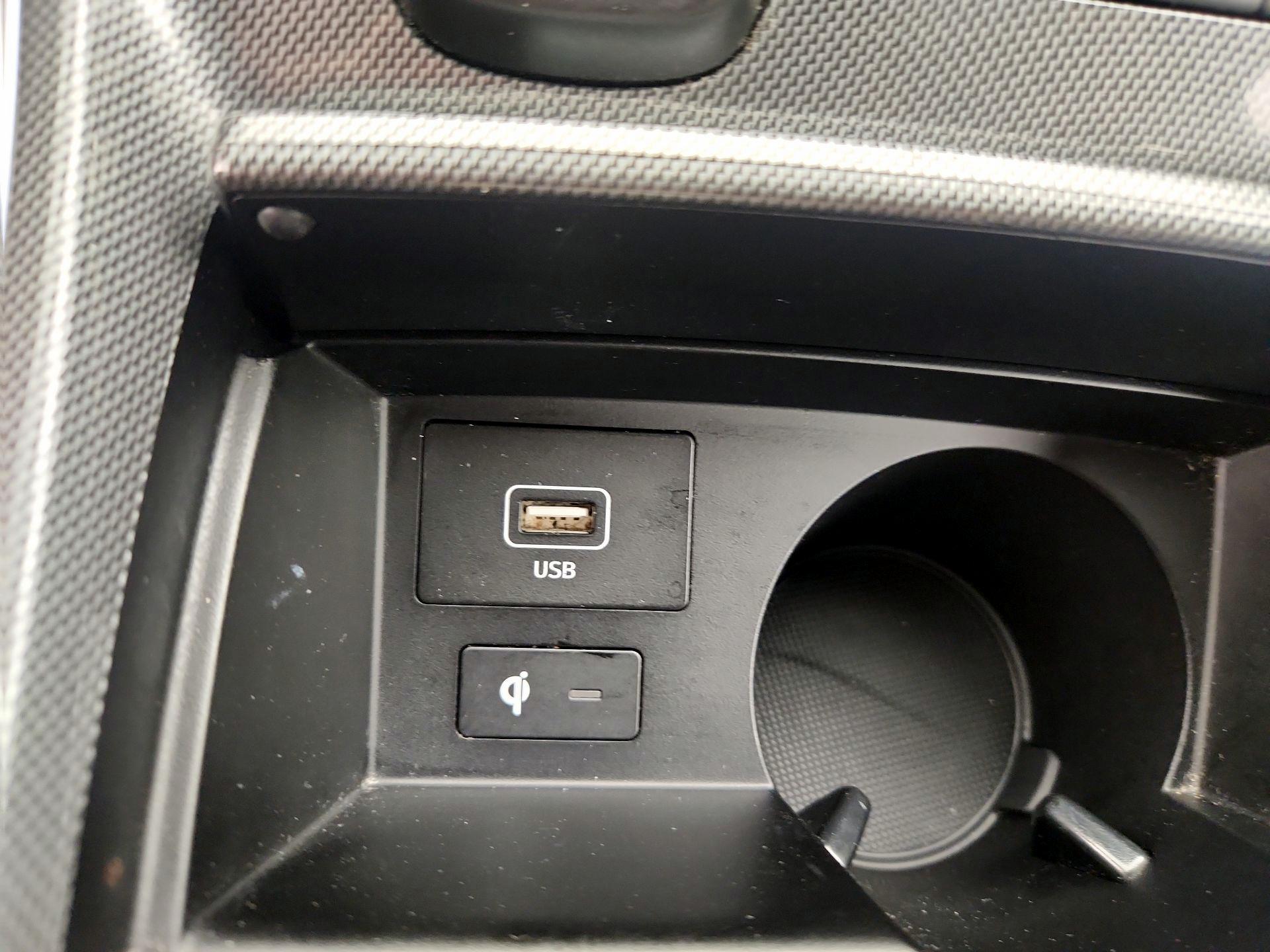 Thumbnail: 2023 Hyundai Santa Fe - 19