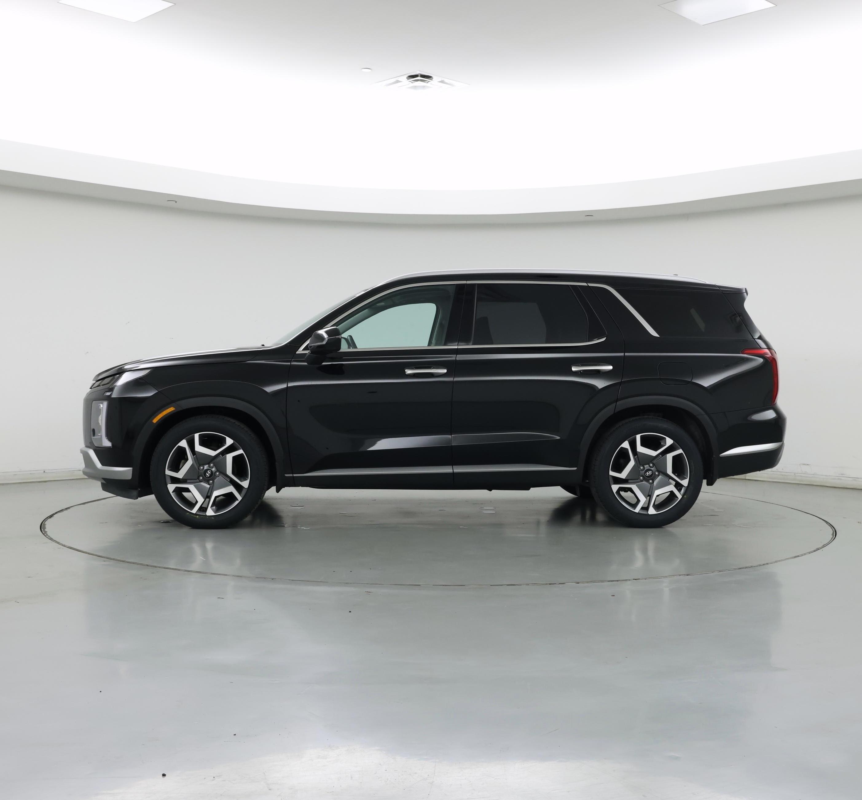 Thumbnail: 2023 Hyundai Palisade - 3