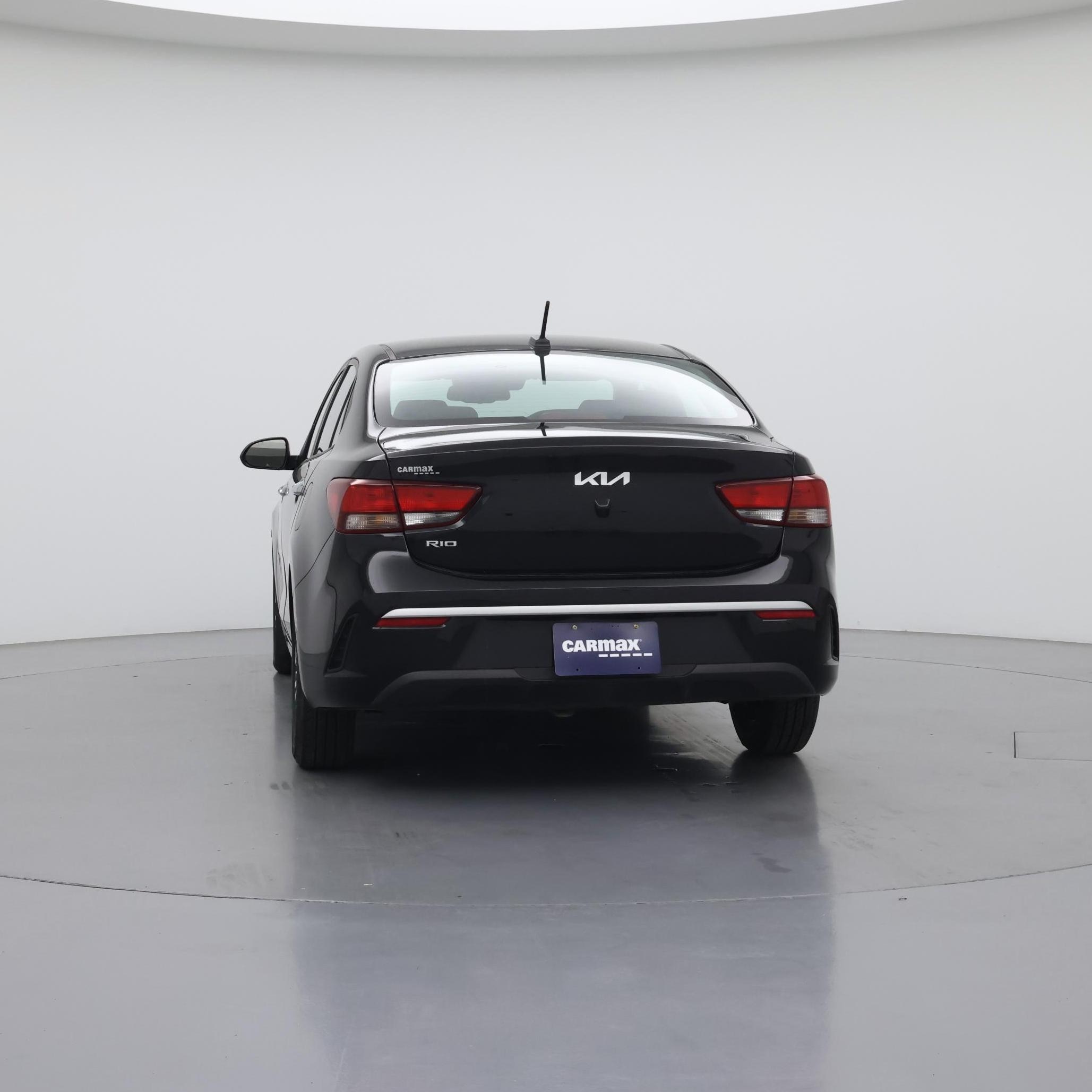 Thumbnail: 2023 Kia Rio - 6