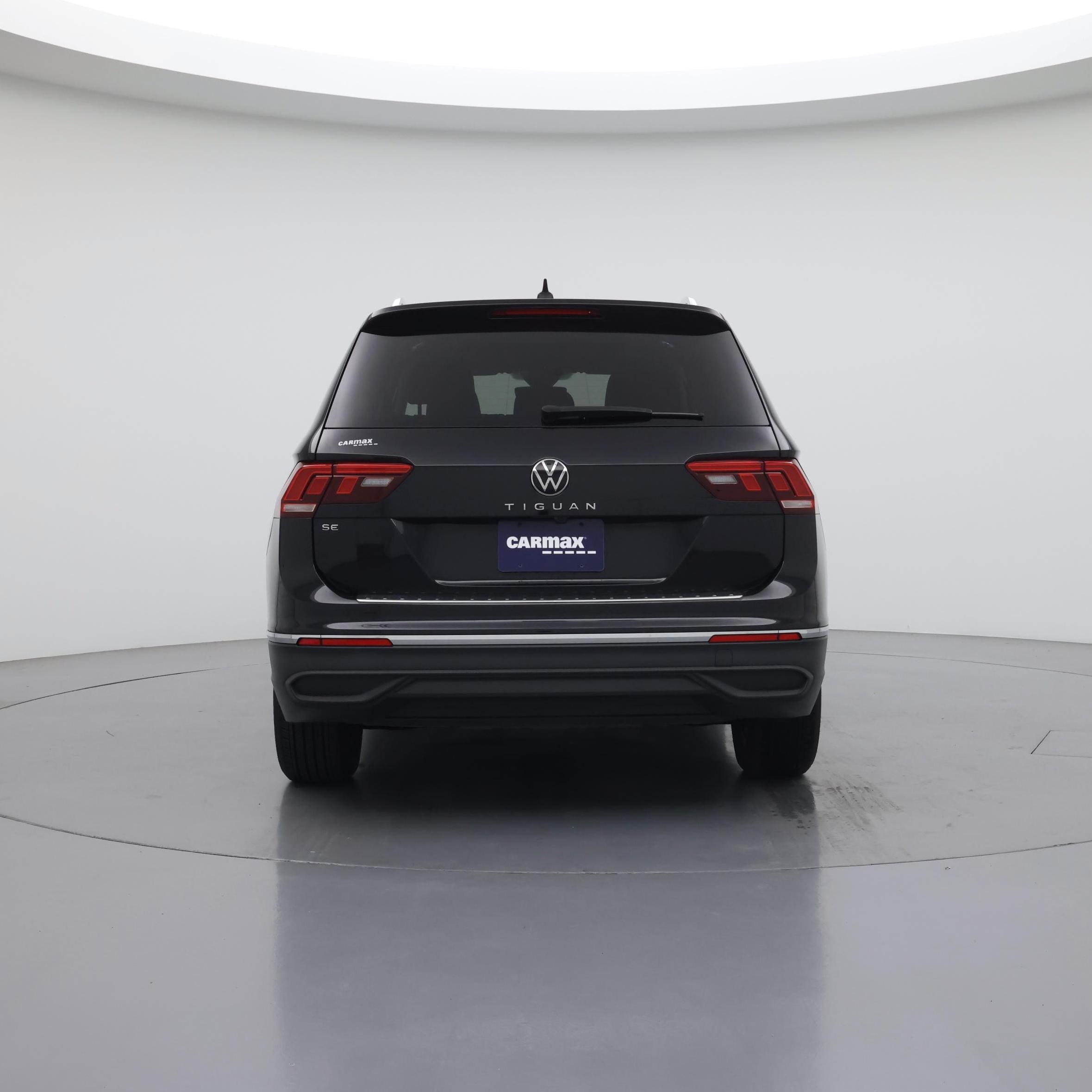 Thumbnail: 2023 Volkswagen Tiguan - 6