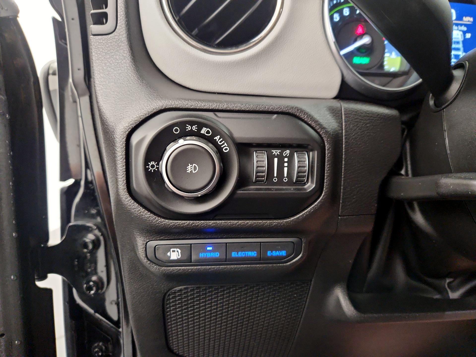 Thumbnail: 2021 Jeep Wrangler - 13