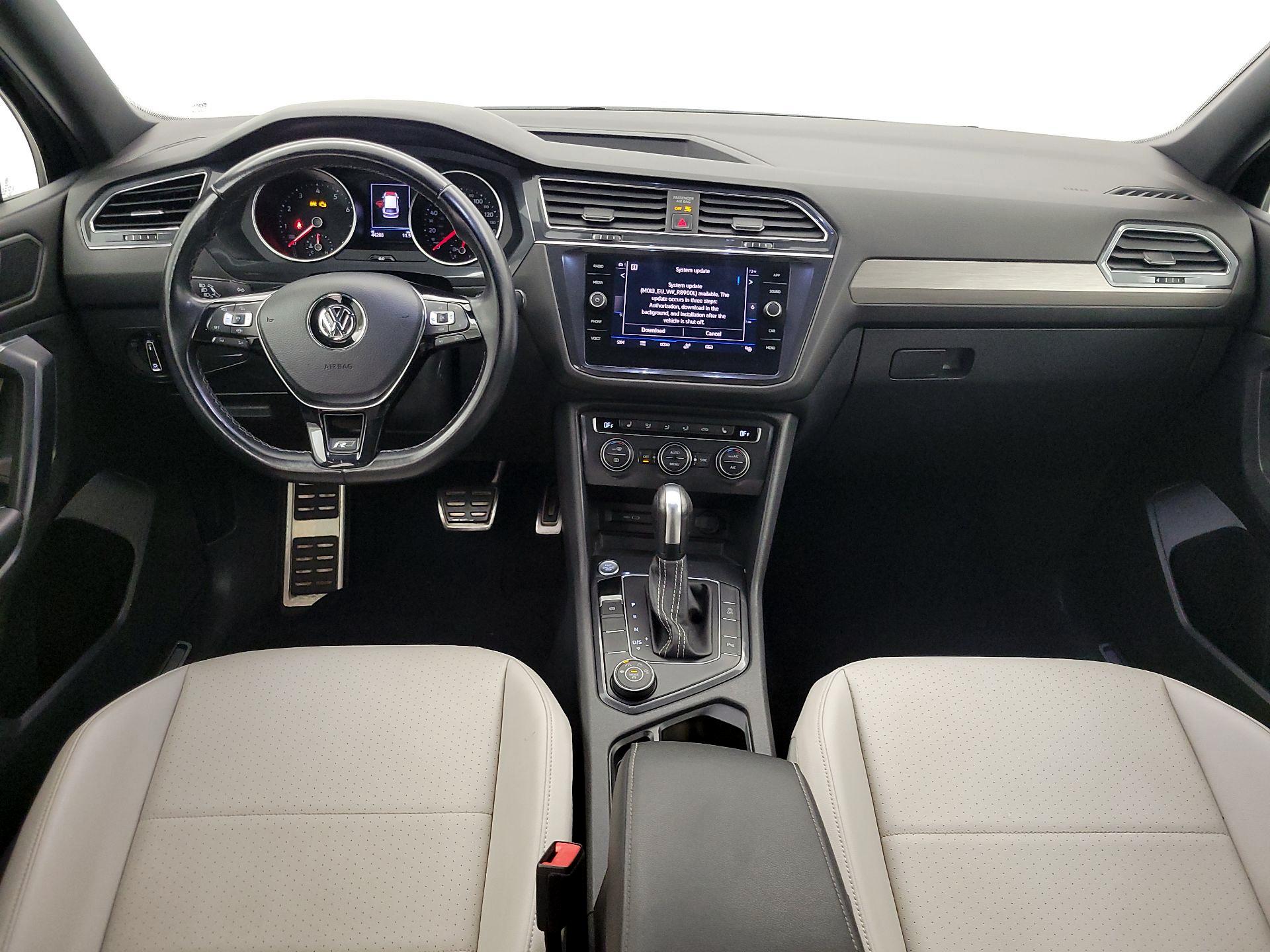 Thumbnail: 2021 Volkswagen Tiguan - 9
