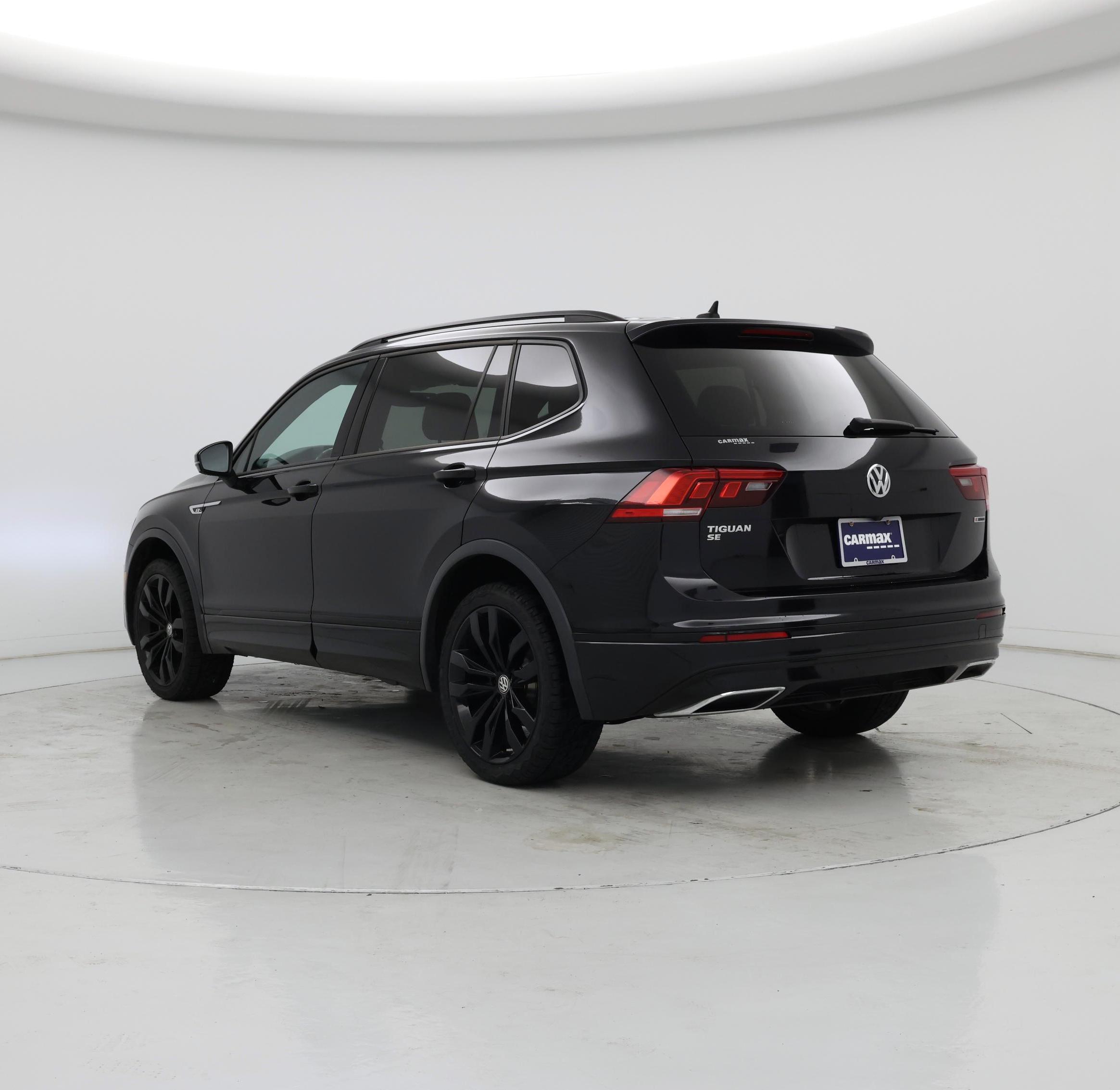 Thumbnail: 2021 Volkswagen Tiguan - 2