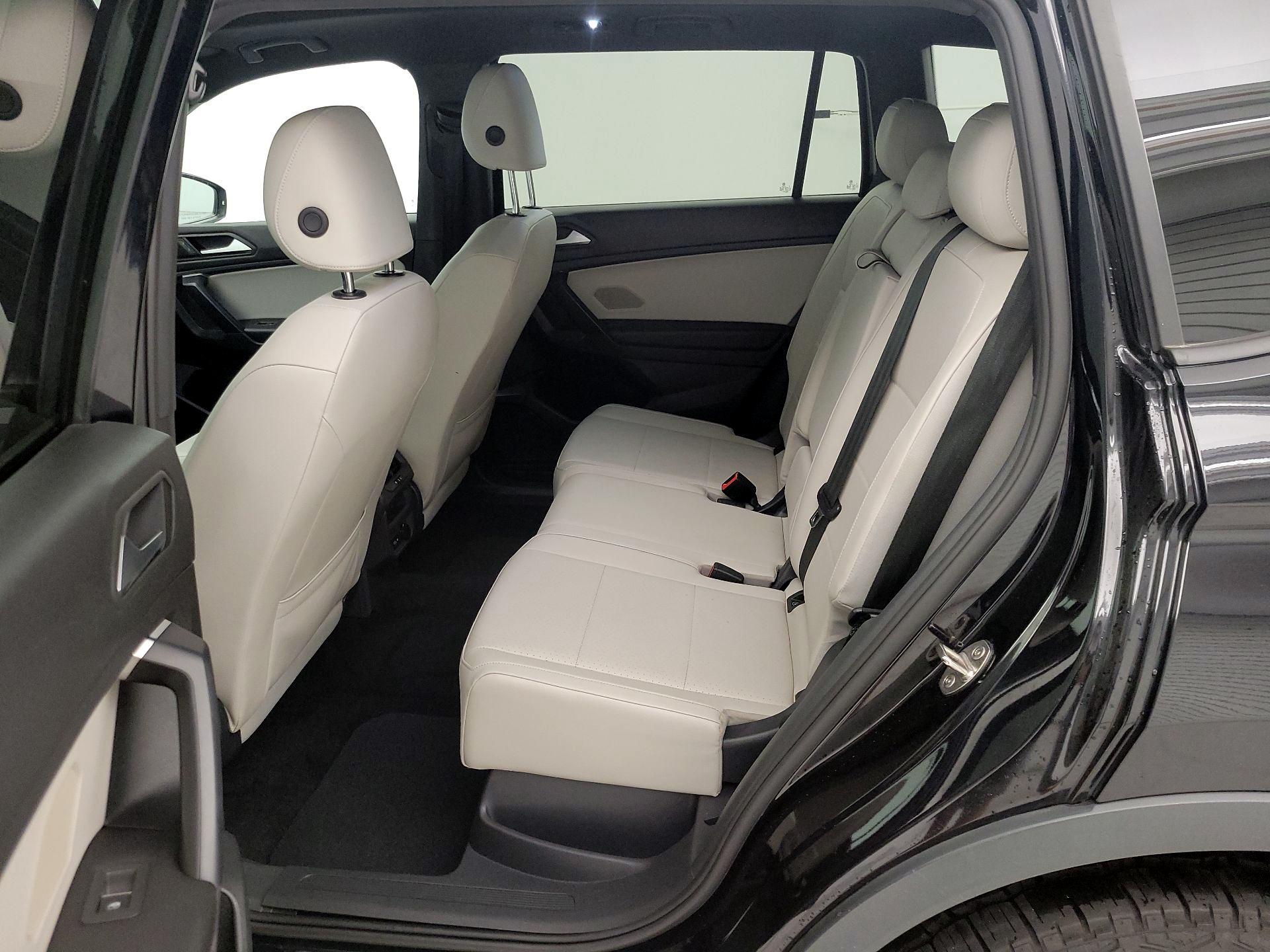 Thumbnail: 2021 Volkswagen Tiguan - 20