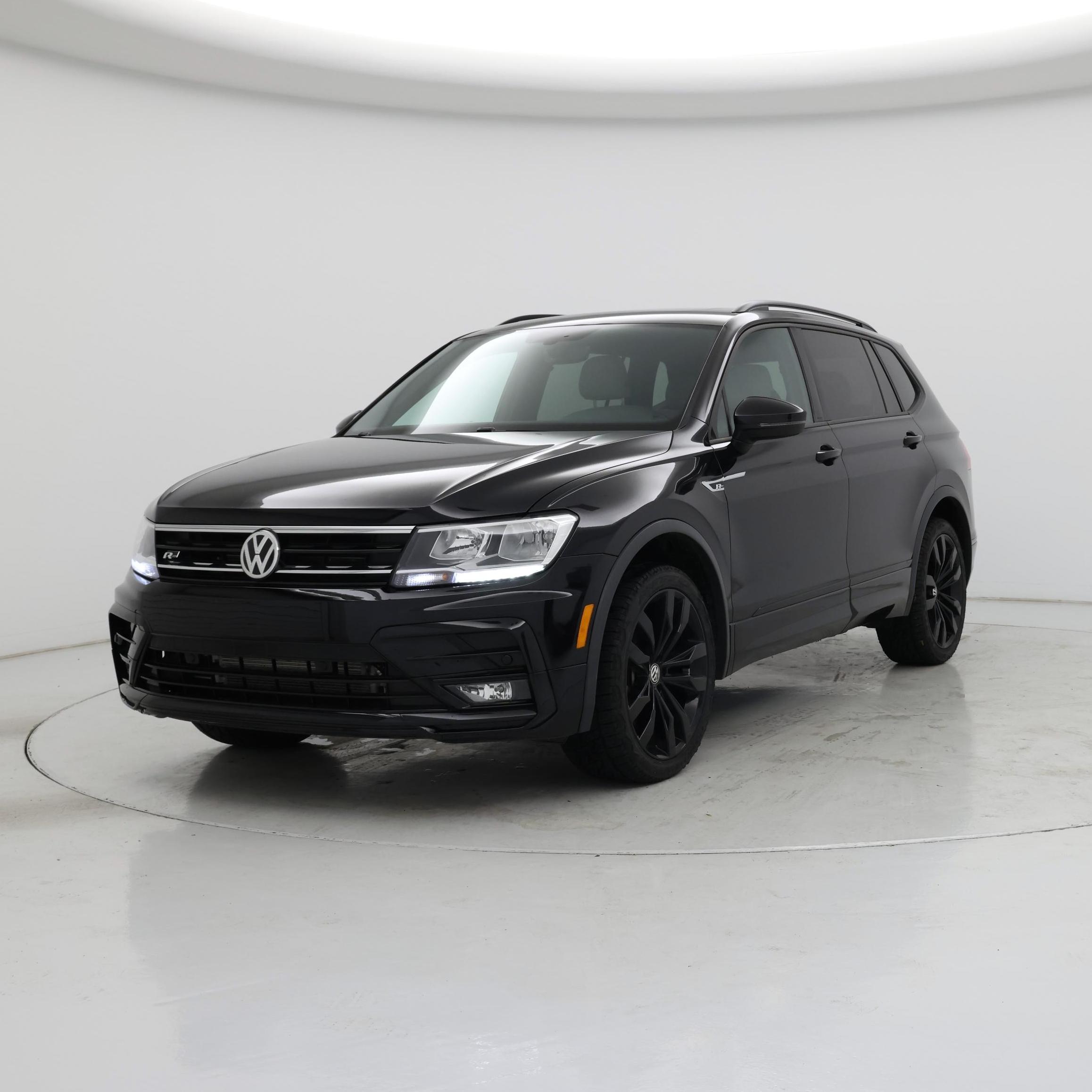 Thumbnail: 2021 Volkswagen Tiguan - 4