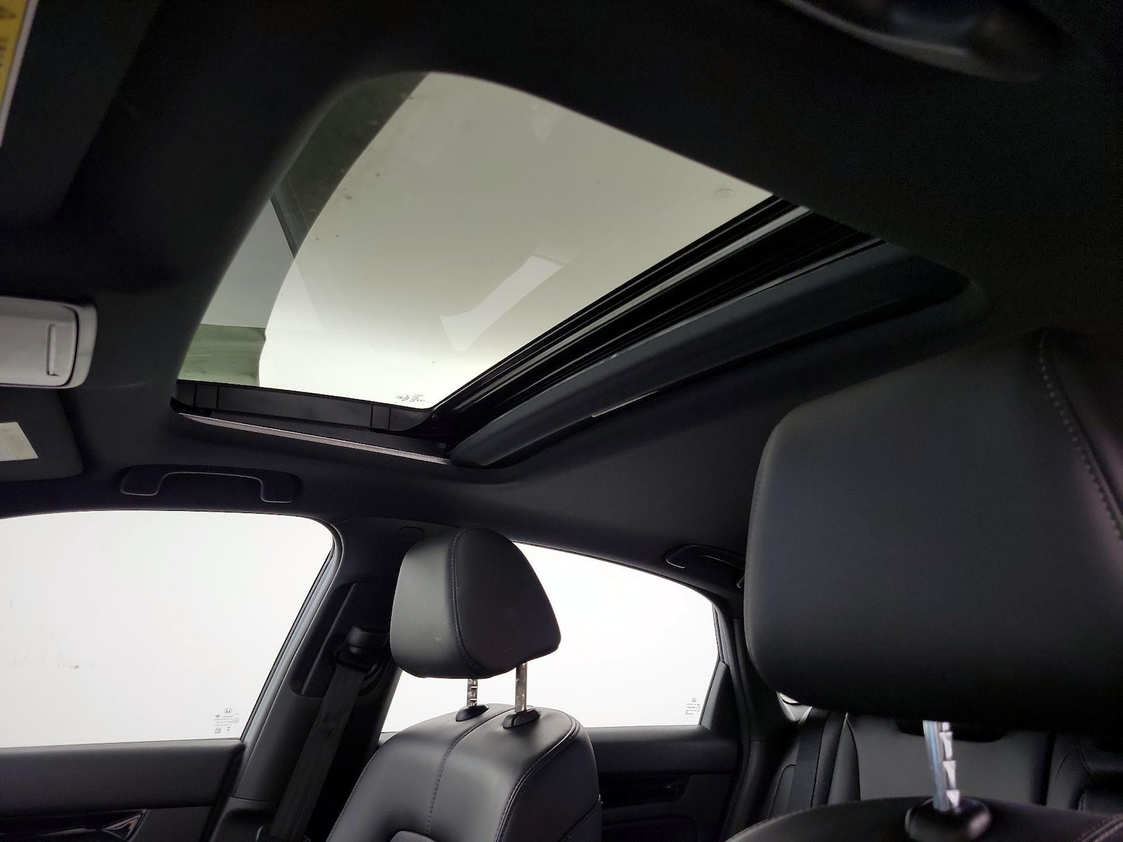 2024 Honda Civic Hatchback Sport Touring - Photo 21
