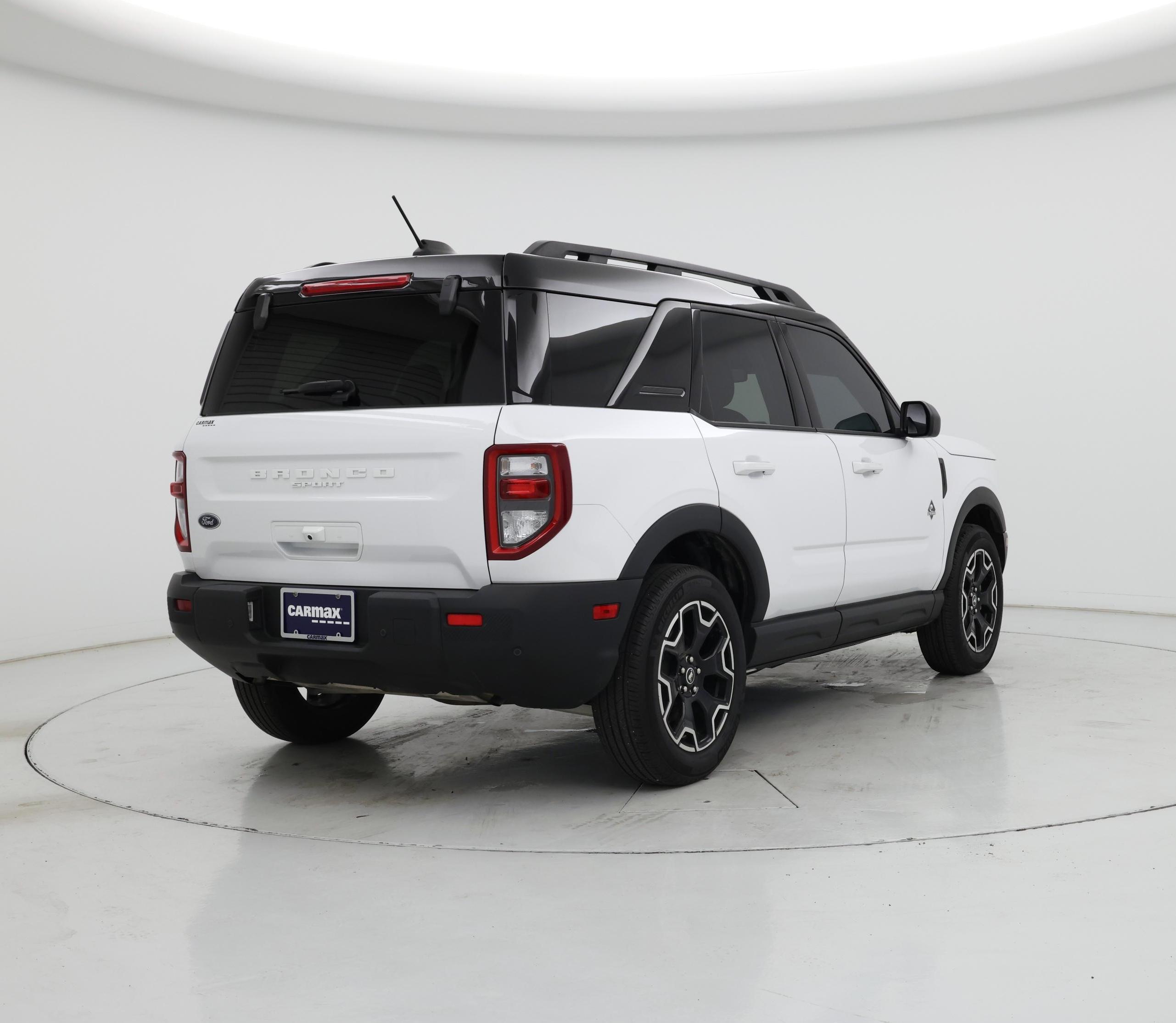 Thumbnail: 2025 Ford Bronco Sport - 8
