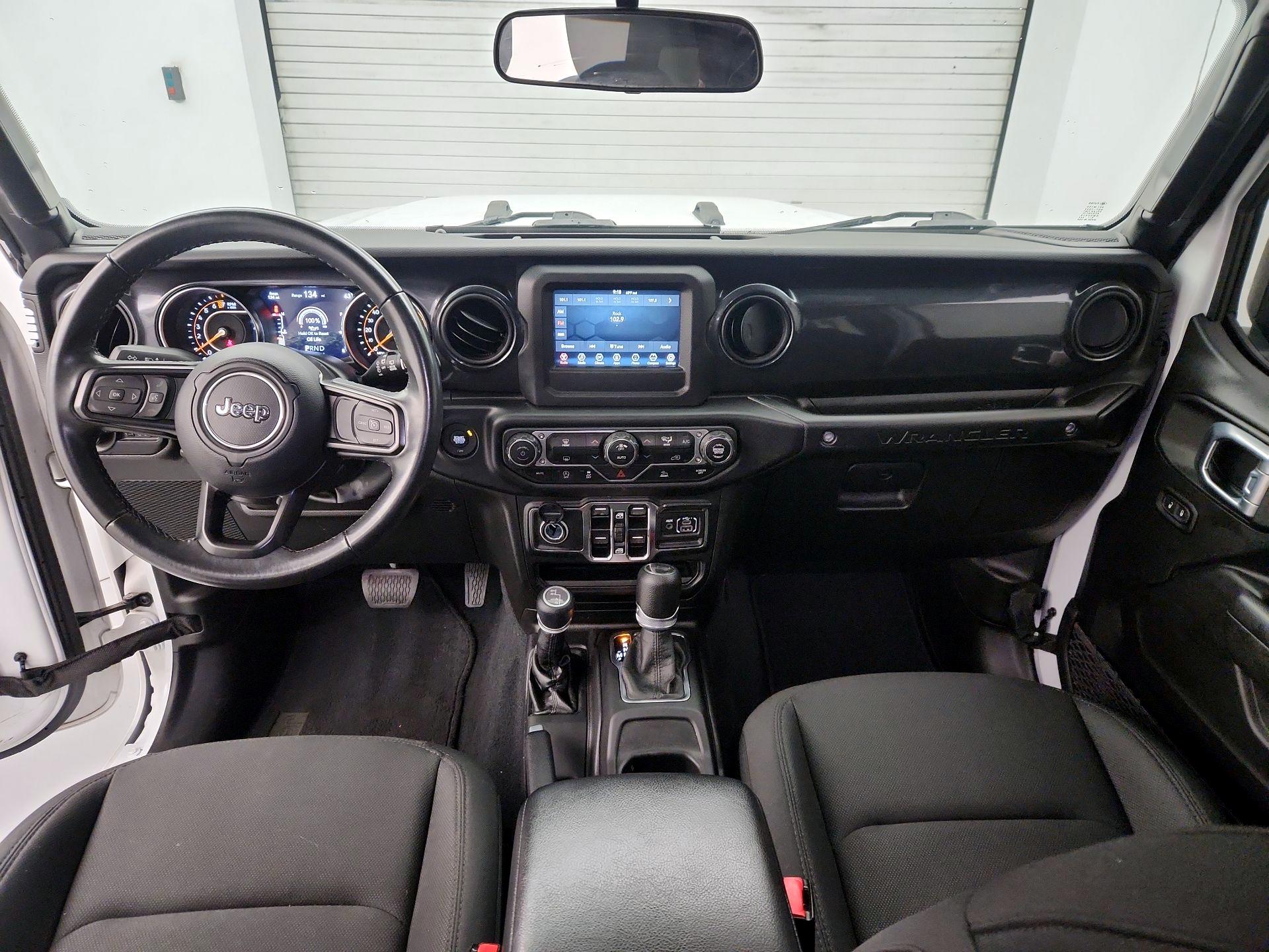 Thumbnail: 2022 Jeep Wrangler - 9