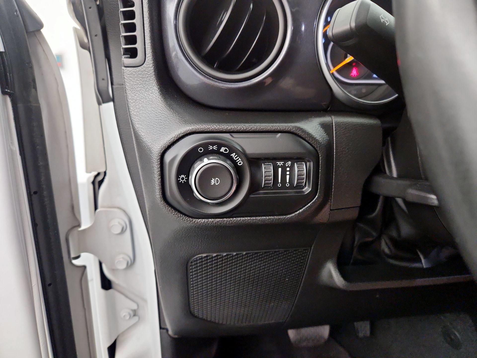 Thumbnail: 2022 Jeep Wrangler - 13
