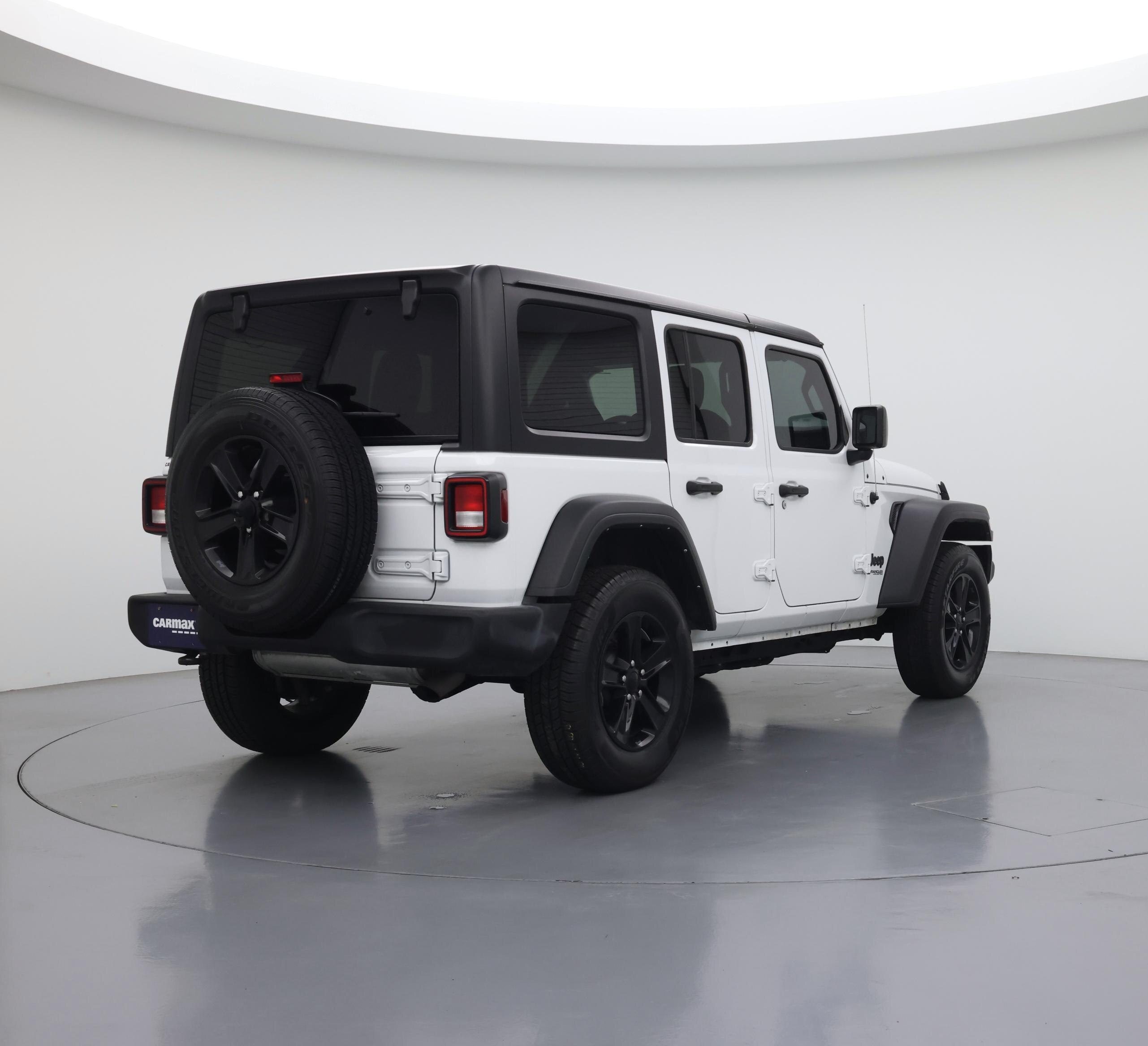 Thumbnail: 2022 Jeep Wrangler - 8