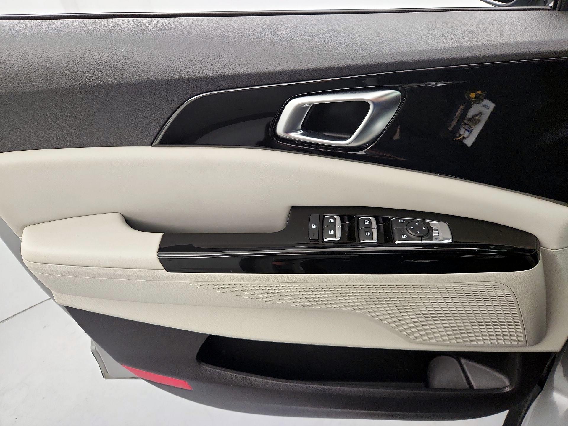 Thumbnail: 2024 Kia Carnival - 12