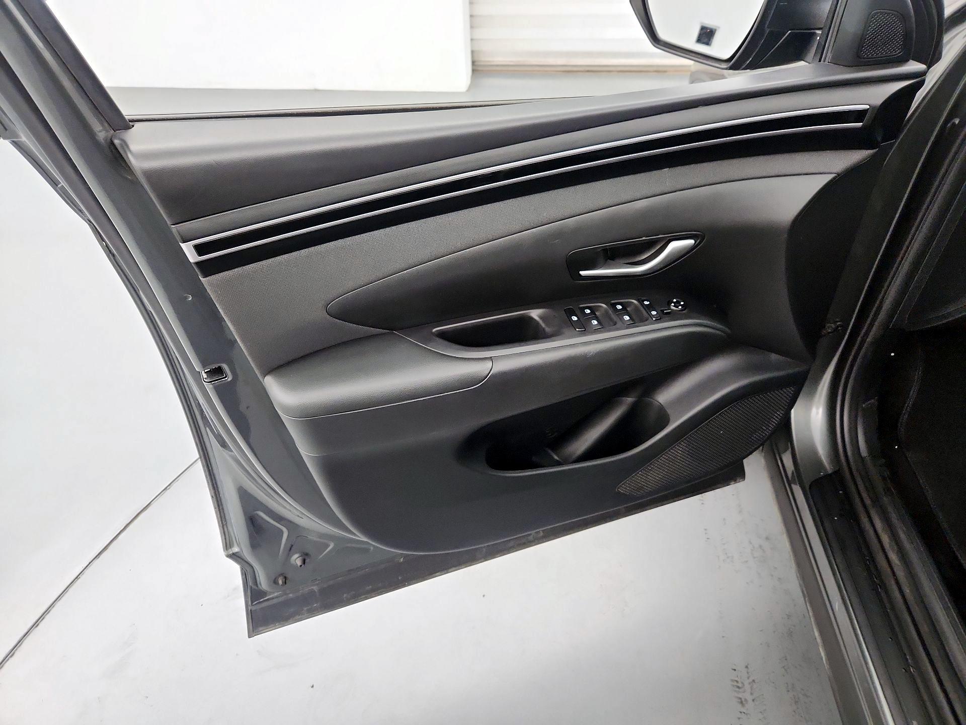 Thumbnail: 2023 Hyundai Tucson - 12